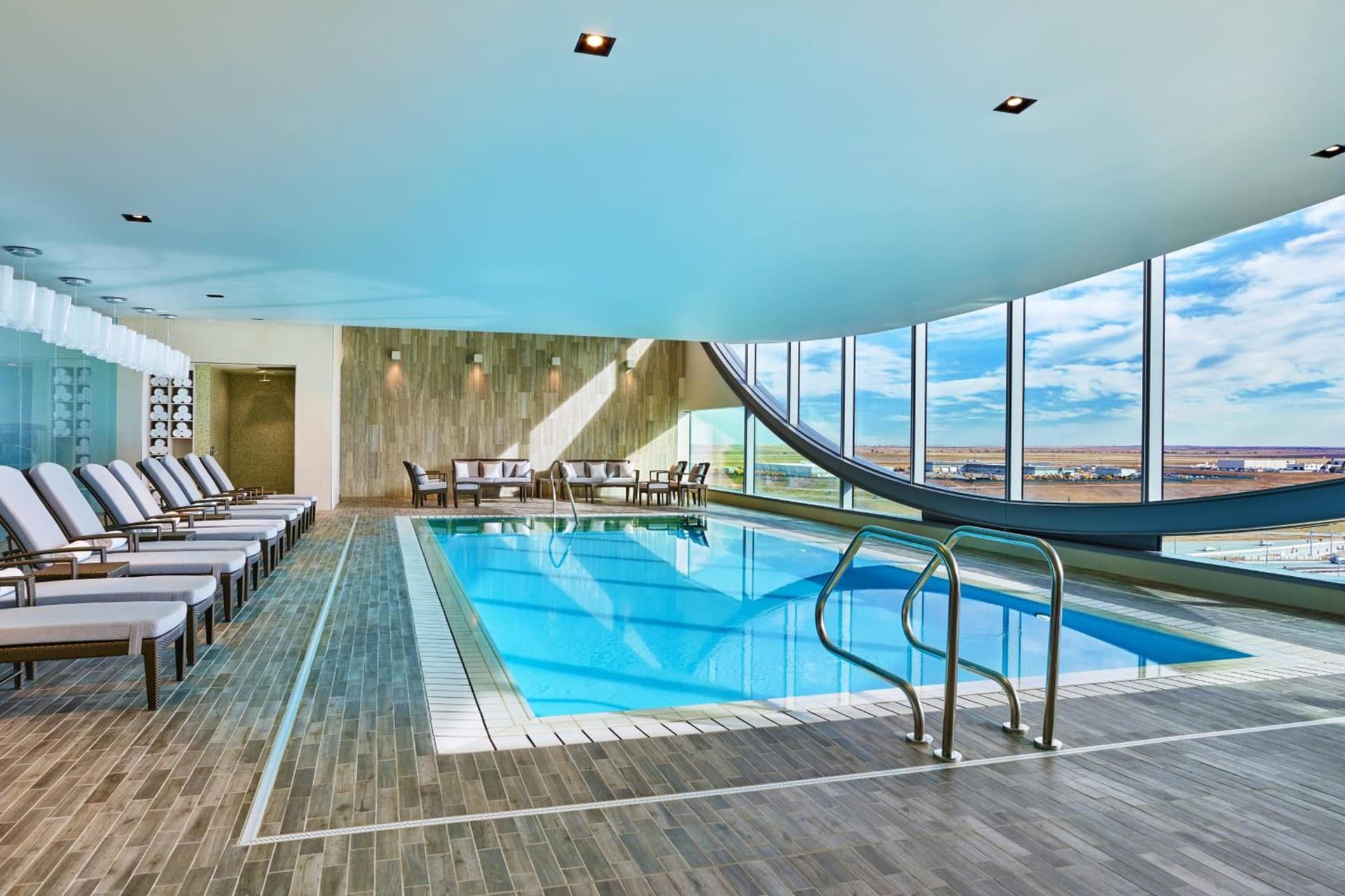 The Westin Denver International Airport interior in Denver, CO — gallery photo 2