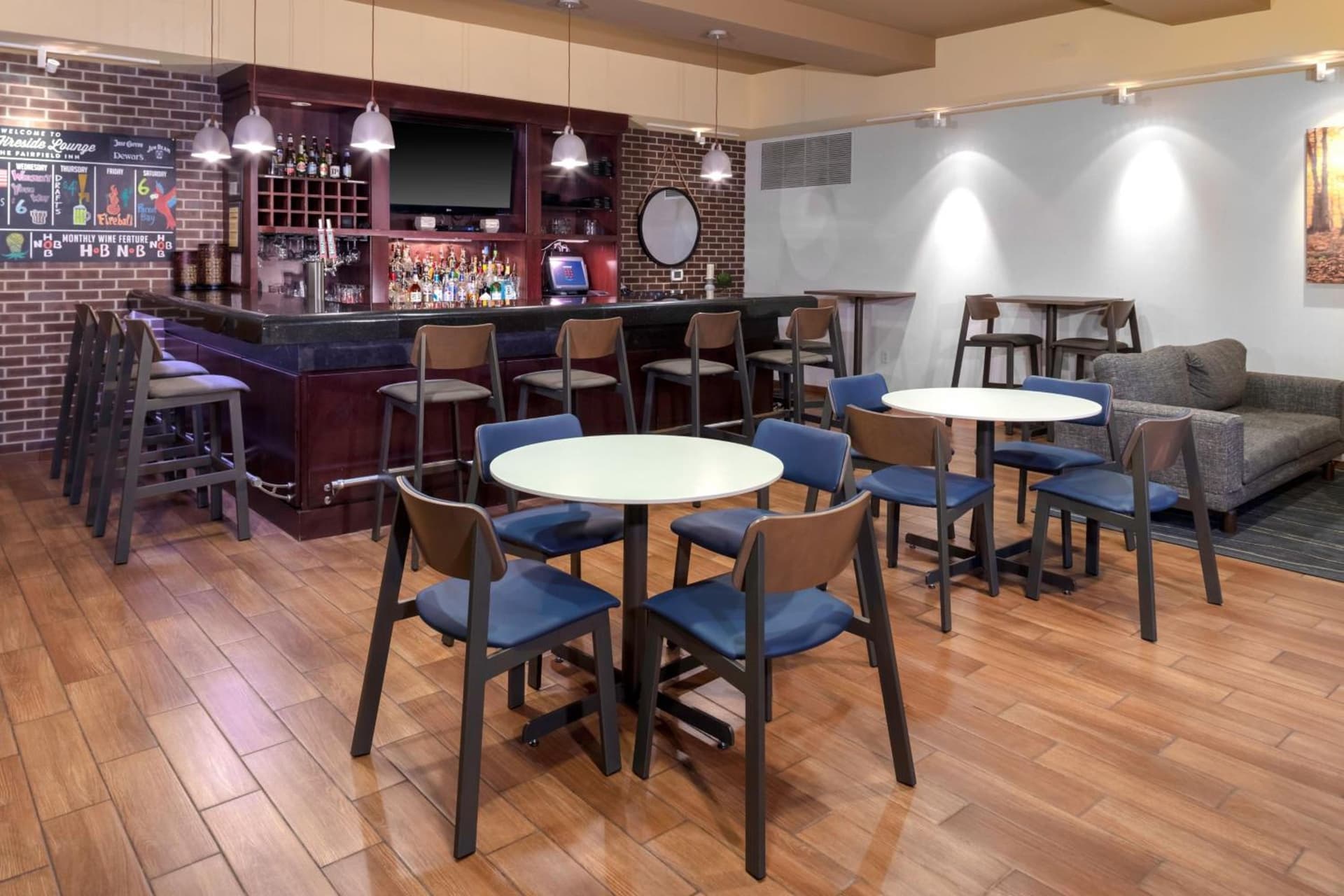 Fairfield Inn & Suites by Marriott Wichita Downtown interior in Wichita, KS — gallery photo 2