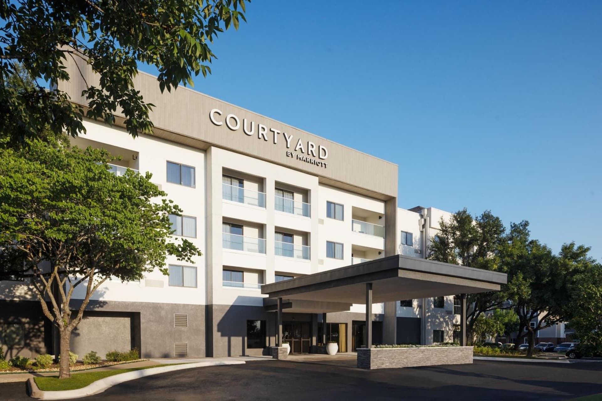 Courtyard Austin South featured exterior or lobby in Austin, TX — similar hotel