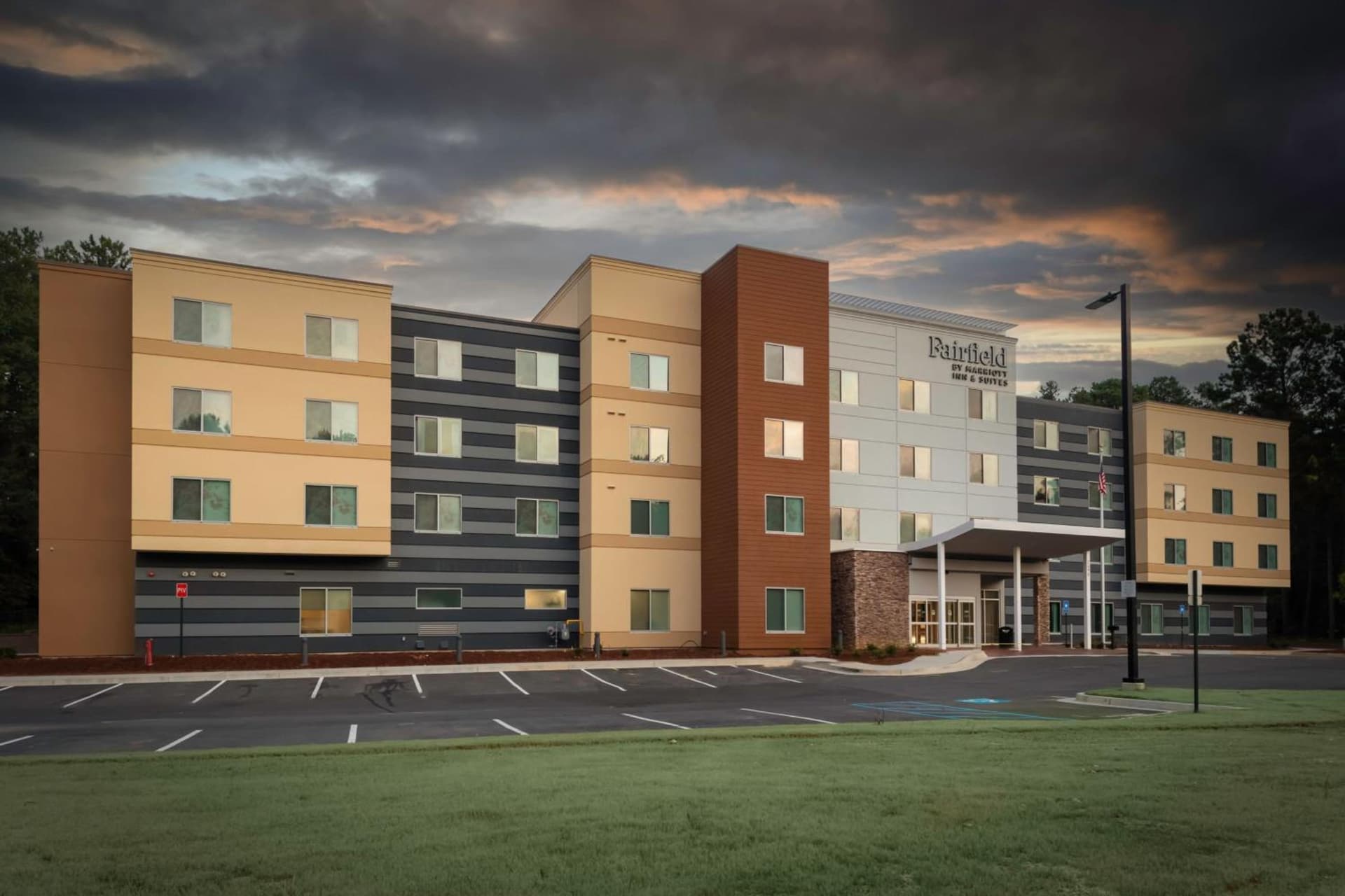 Fairfield Inn & Suites by Marriott Atlanta Marietta featured exterior or lobby in Marietta, GA — similar hotel