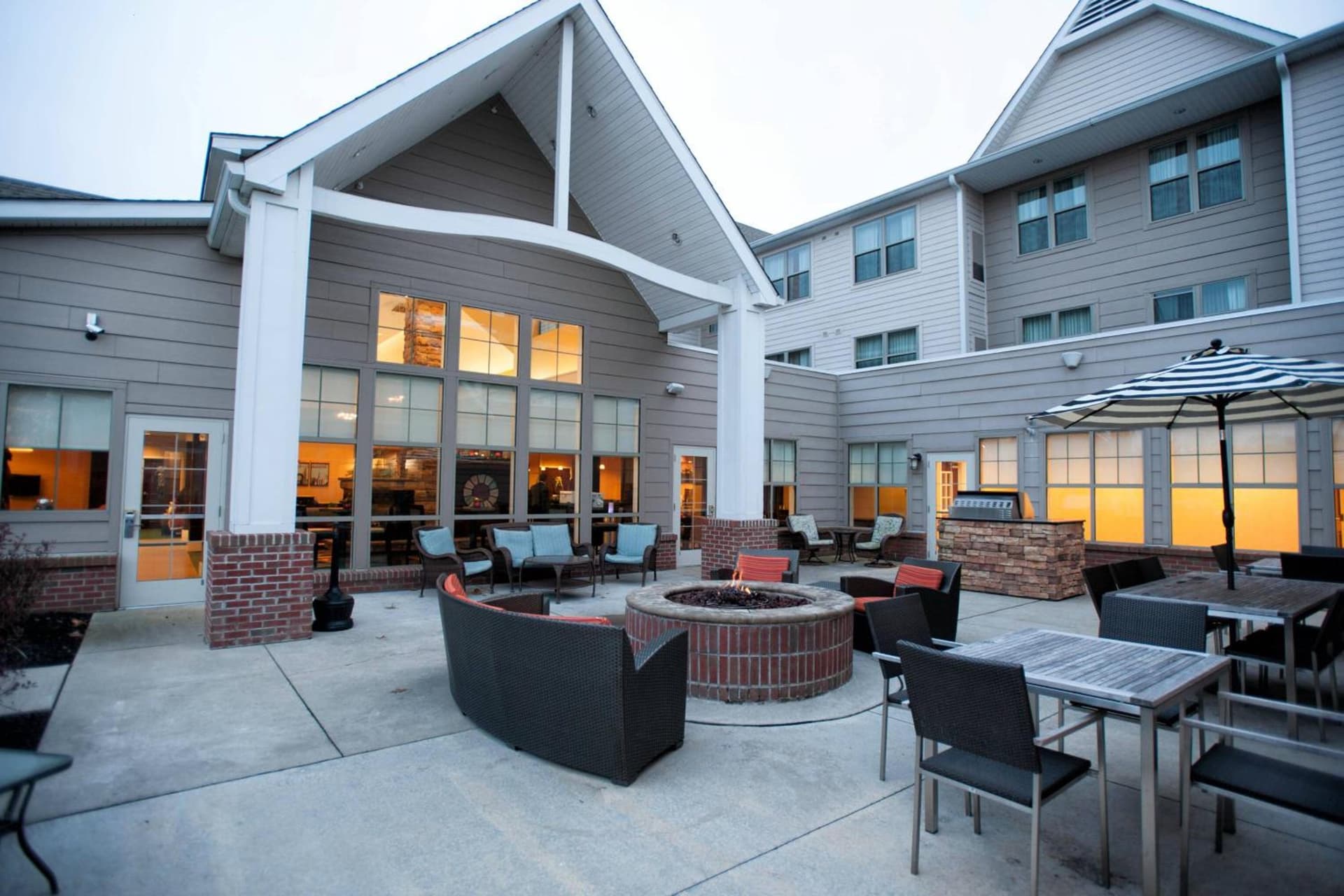 Residence Inn by Marriott Columbus gallery photo in Columbus, IN — image 5
