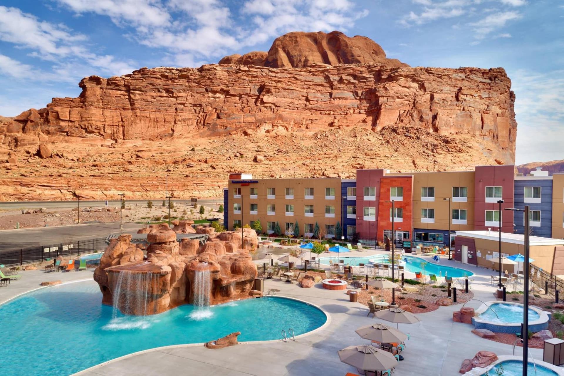 Fairfield by Marriott Inn & Suites Moab interior in Moab, UT — gallery photo 2