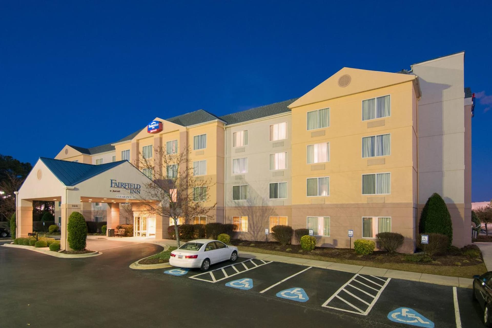 Fairfield by Marriott Inn & Suites Columbia Harbison featured exterior or lobby in Columbia, SC — similar hotel