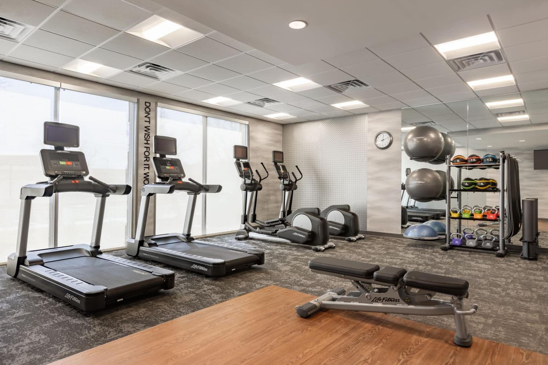Fairfield by Marriott Inn & Suites Rockaway gallery photo in Rockaway, NJ — image 9