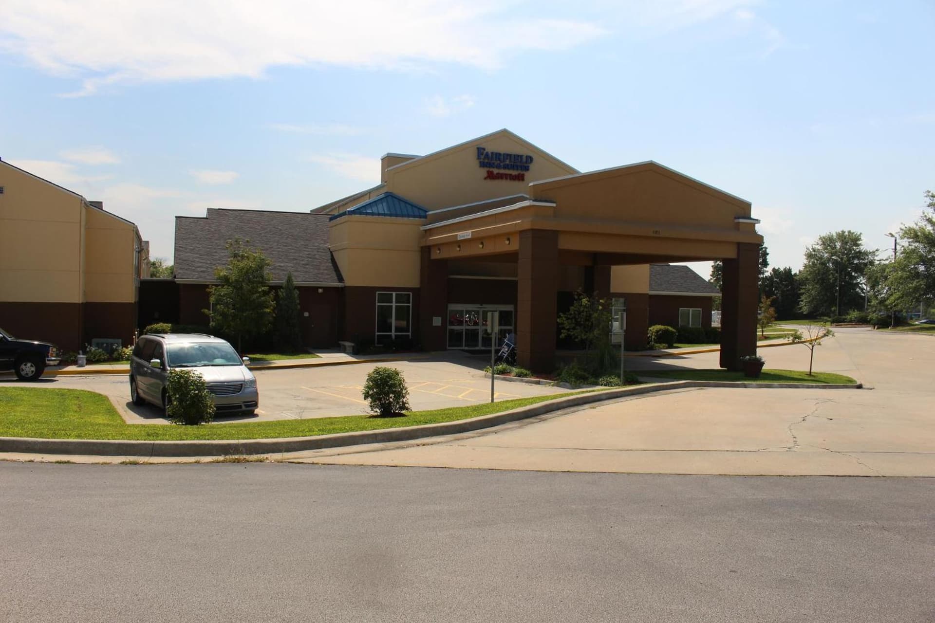 Fairfield Inn & Suites Kansas City Liberty featured exterior or lobby in Liberty, MO — similar hotel