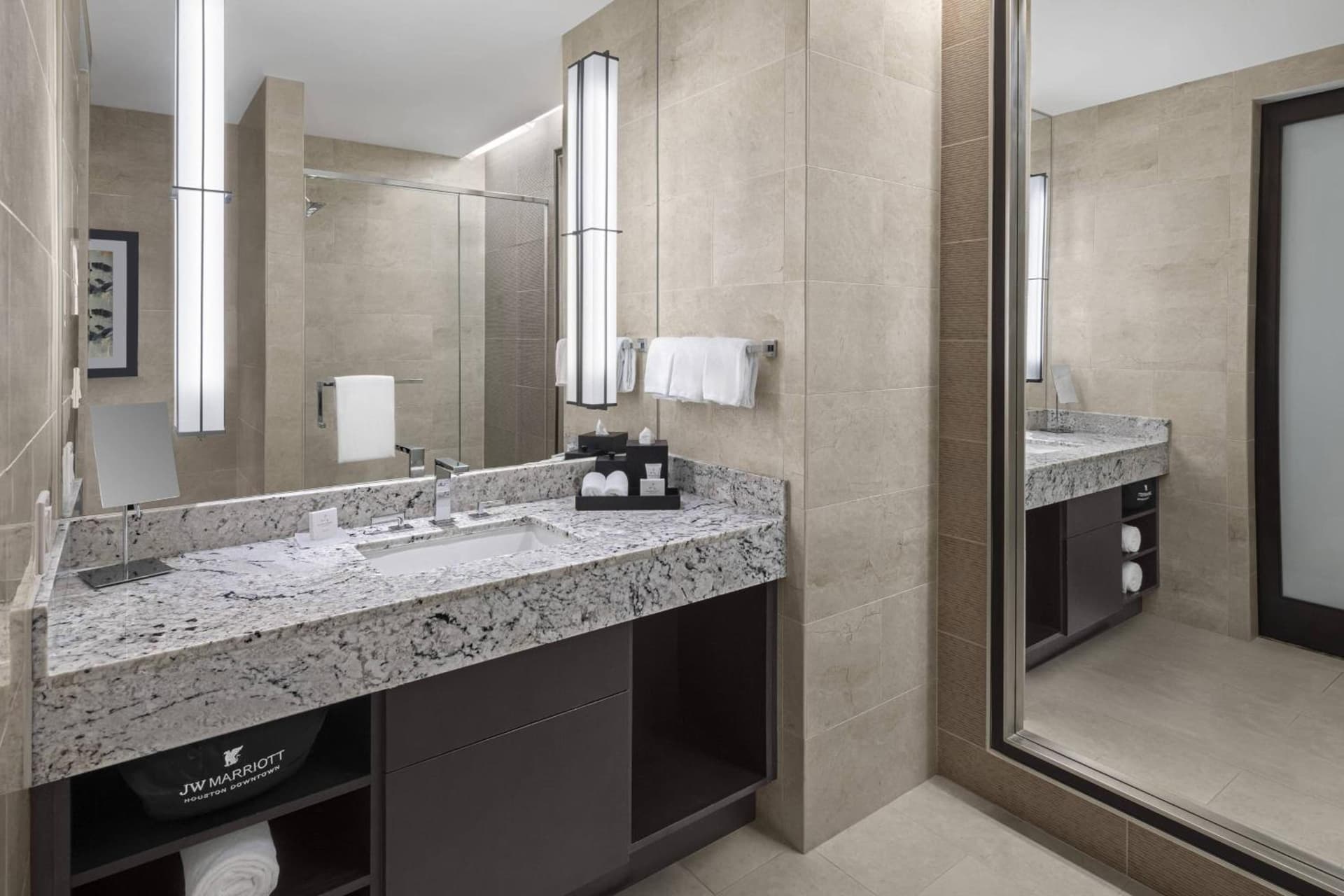 JW Marriott Houston Downtown gallery photo in Houston, TX — image 47