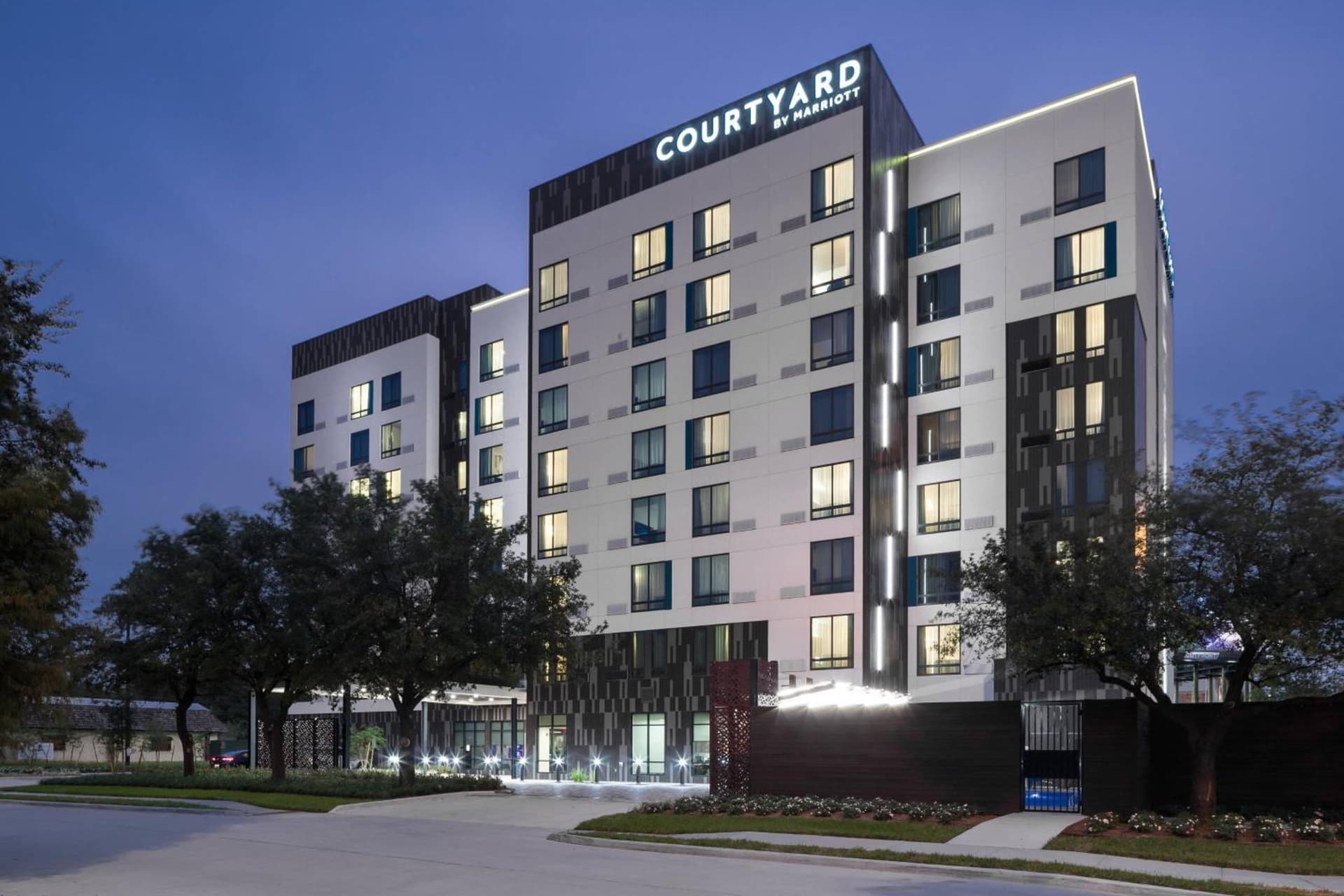 Courtyard by Marriott Houston Heights/I-10 exterior or lobby in Houston, TX — main listing photo