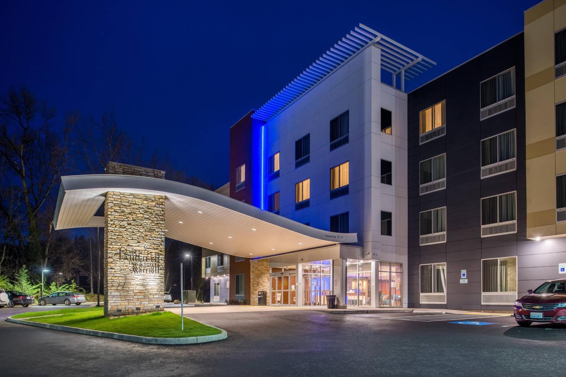 Fairfield Inn & Suites by Marriott Eugene East/Springfield interior in Eugene, OR — gallery photo 2