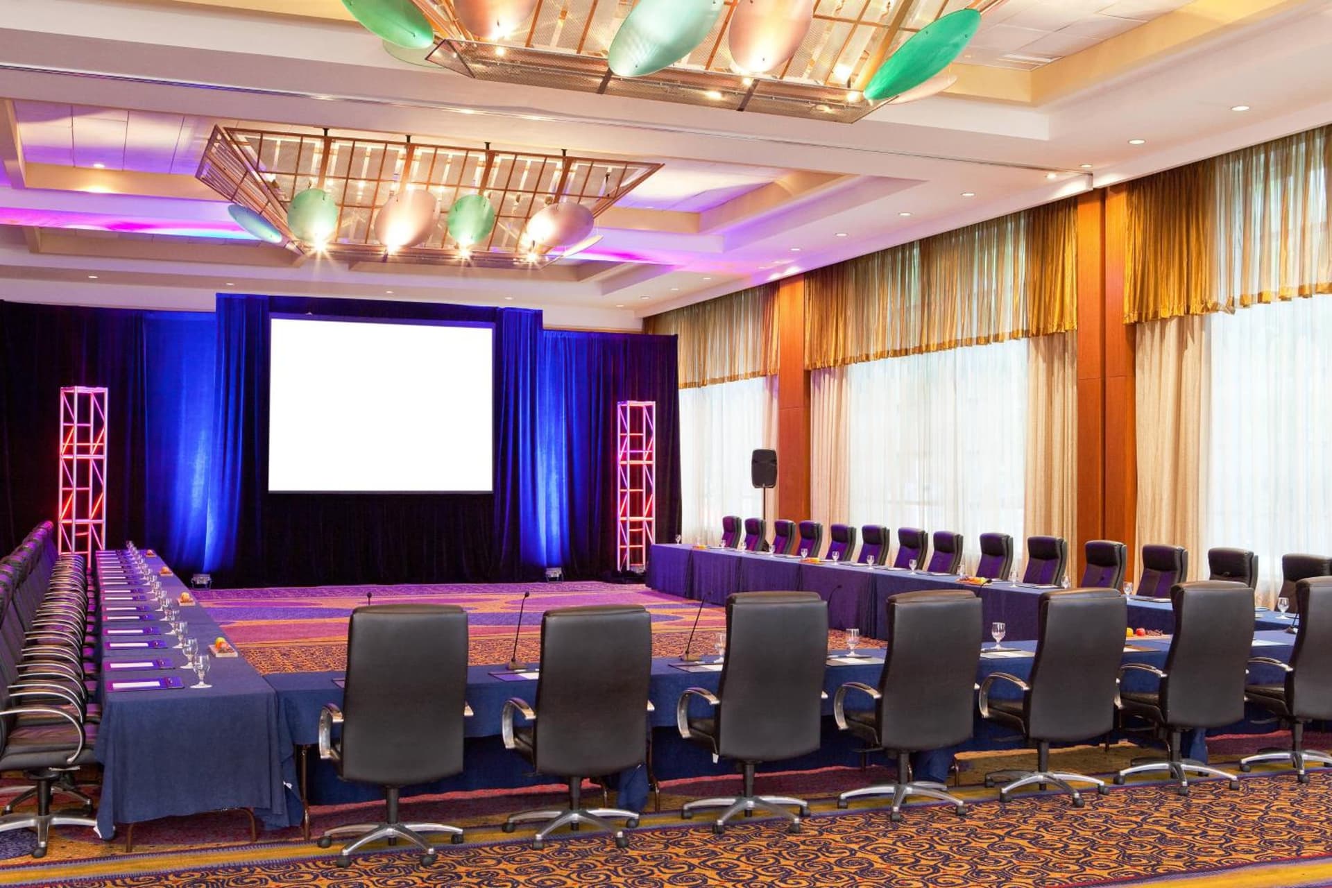 Courtland Grand Hotel, Trademark Collection by Wyndham gallery photo in Atlanta, GA — image 11