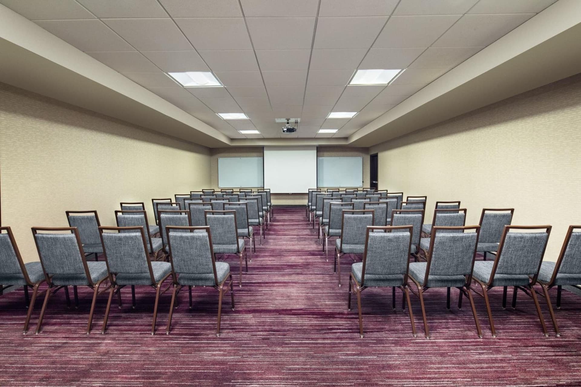 Courtyard by Marriott Dayton North gallery photo in Dayton, OH — image 9