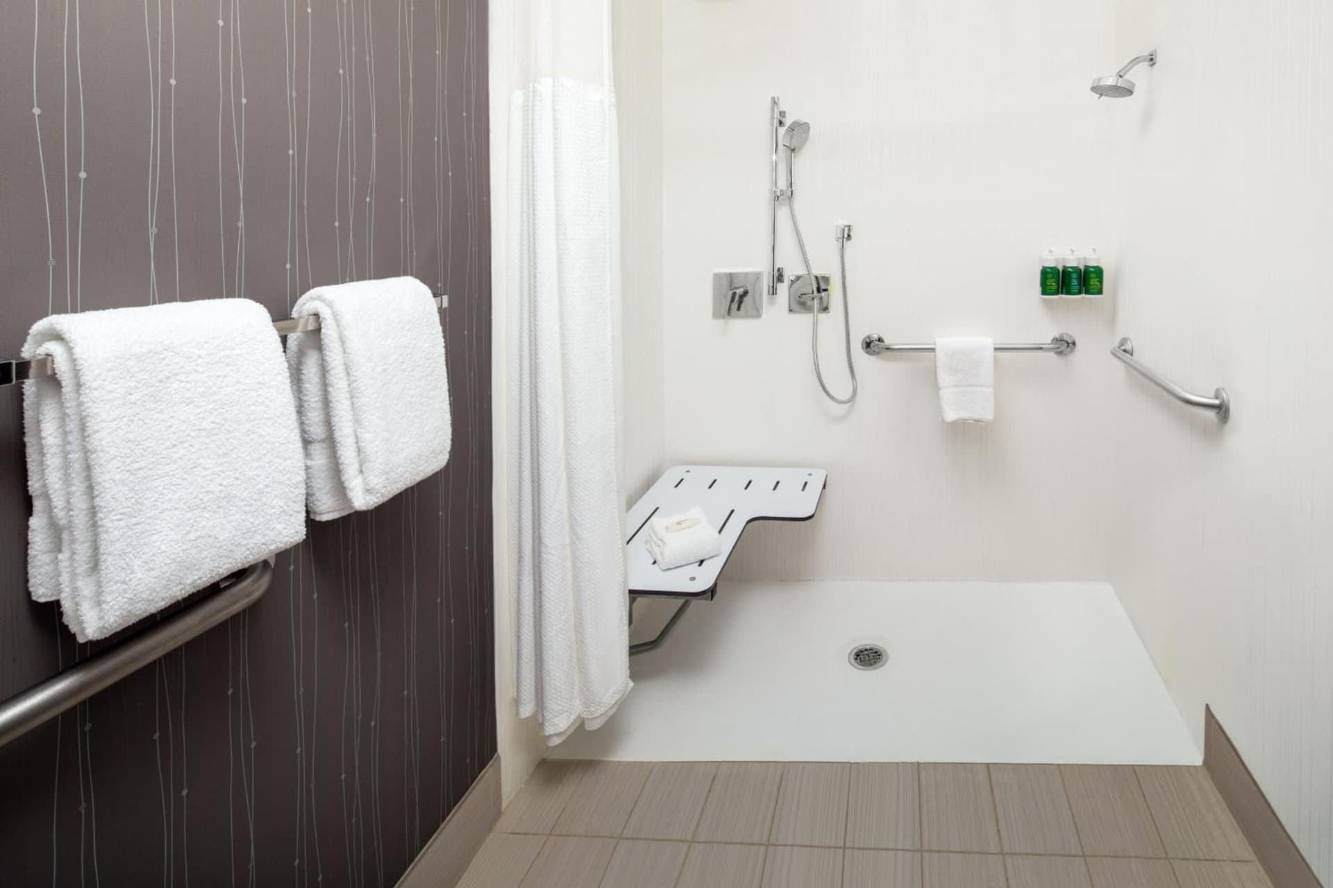 Courtyard by Marriott Dayton North gallery photo in Dayton, OH — image 23