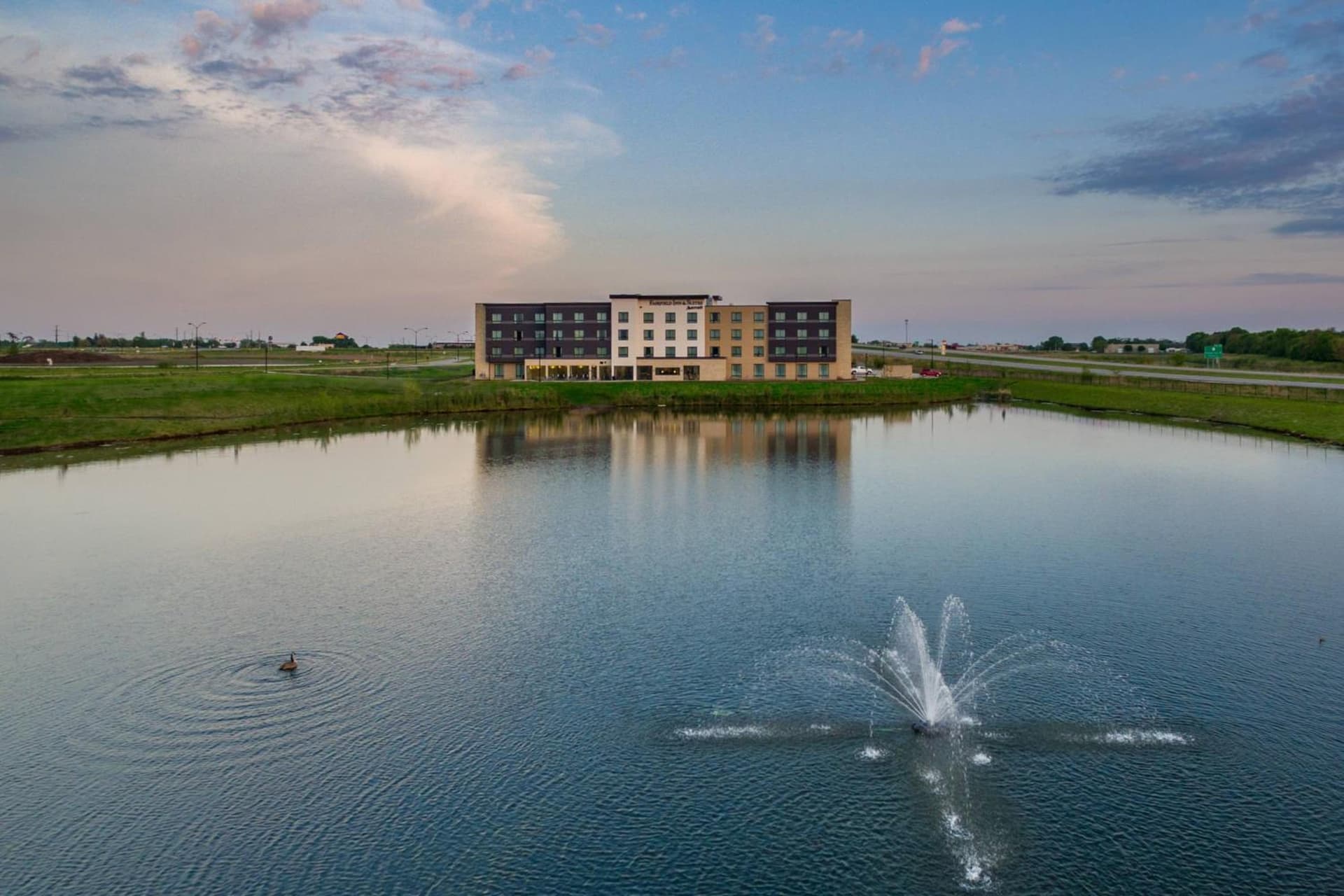 Fairfield Inn & Suites by Marriott Des Moines Altoona interior in Altoona, IA — gallery photo 2