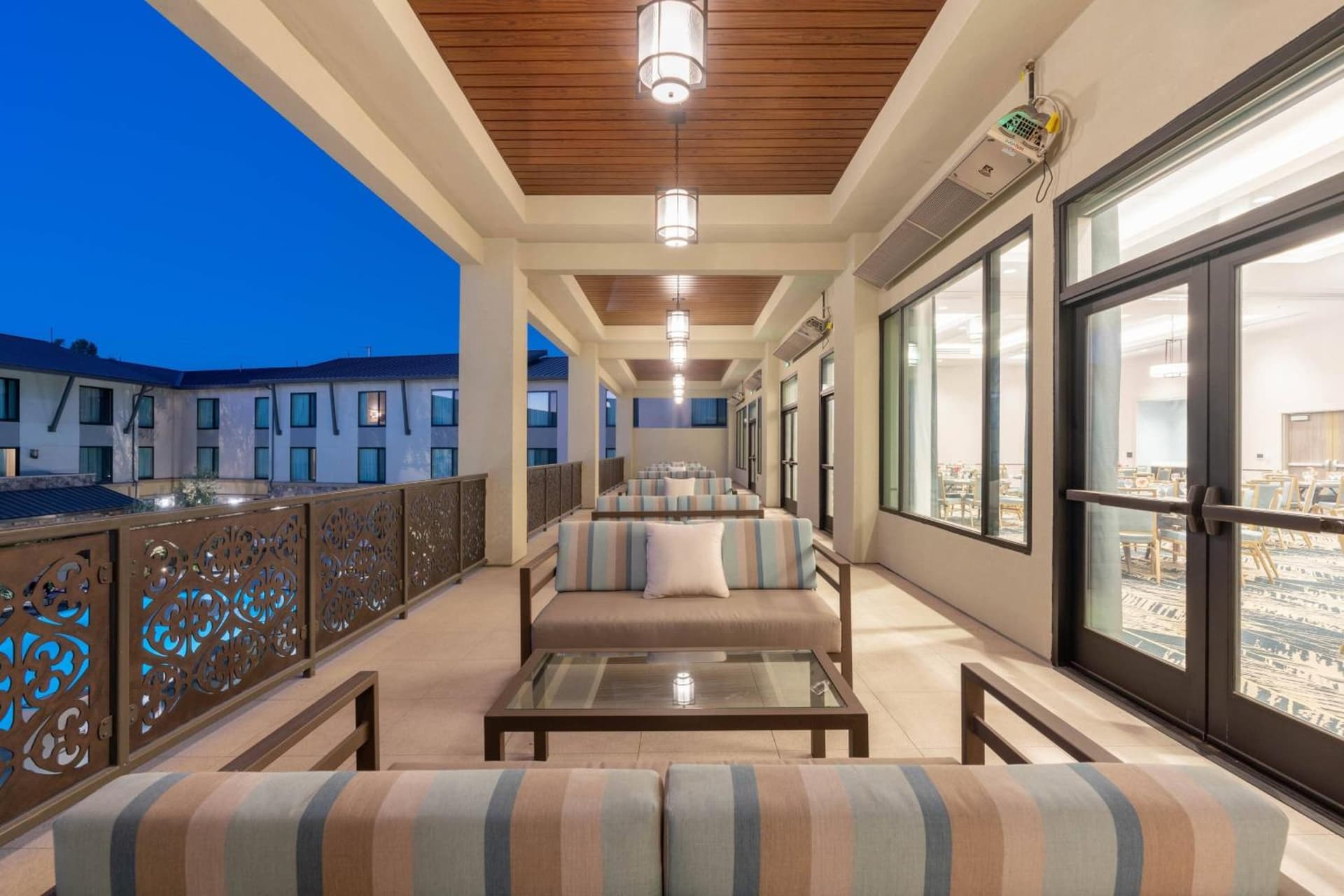 Courtyard by Marriott Thousand Oaks Agoura Hills gallery photo in Agoura Hills, CA — image 32