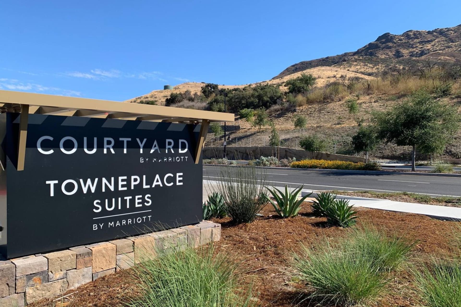 Courtyard by Marriott Thousand Oaks Agoura Hills gallery photo in Agoura Hills, CA — image 27