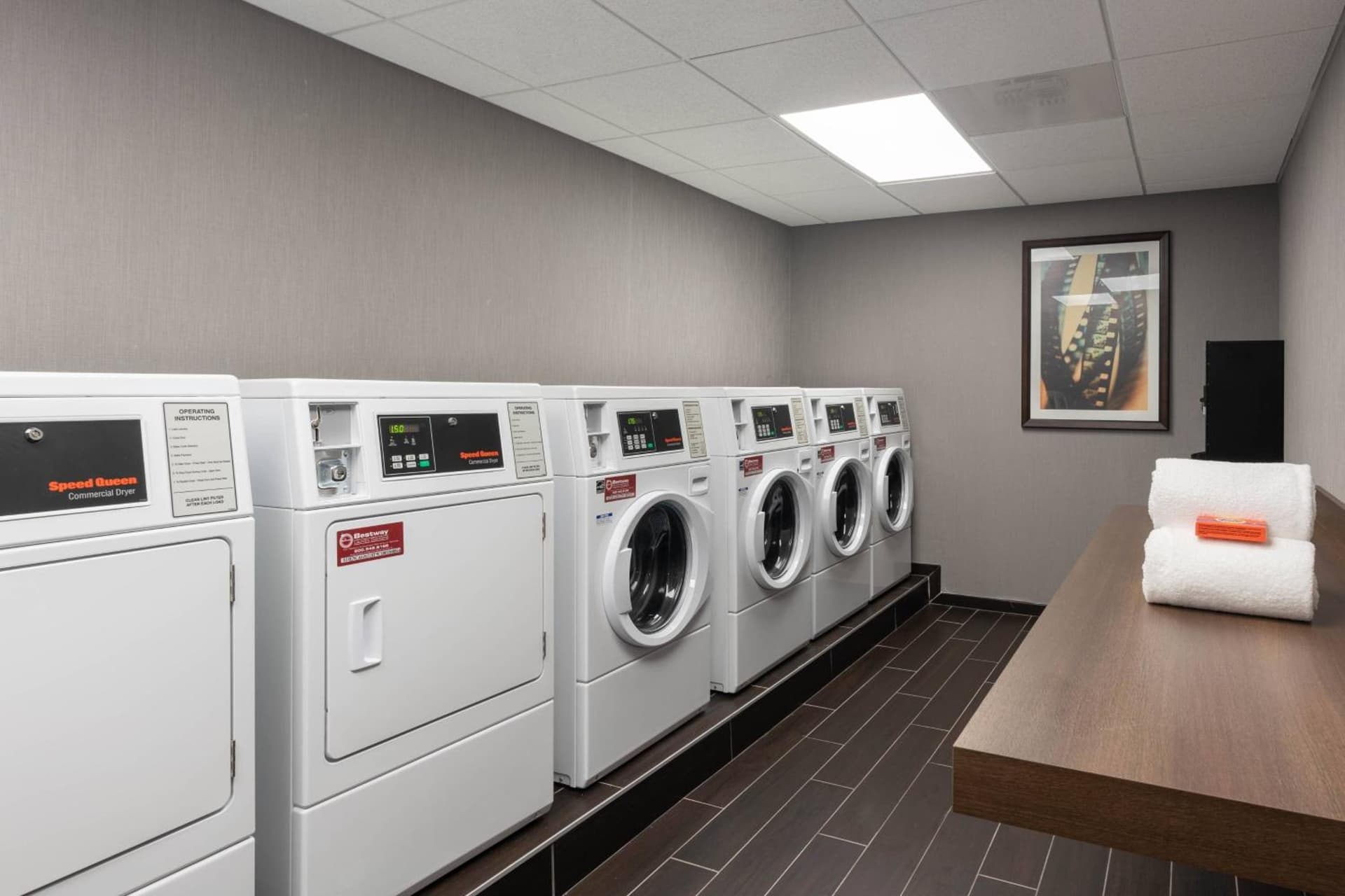Courtyard by Marriott Thousand Oaks Agoura Hills gallery photo in Agoura Hills, CA — image 12