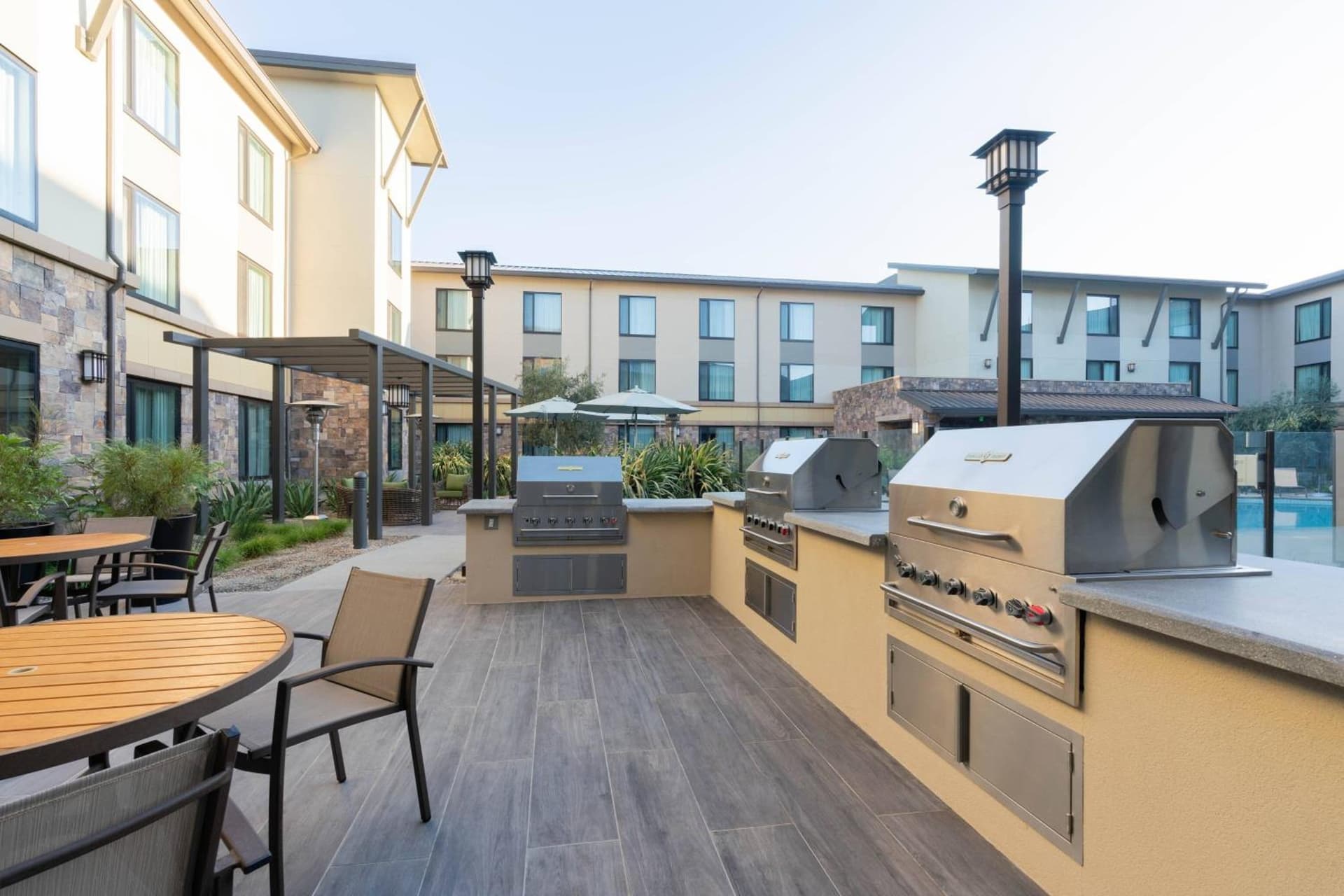 Courtyard by Marriott Thousand Oaks Agoura Hills gallery photo in Agoura Hills, CA — image 11