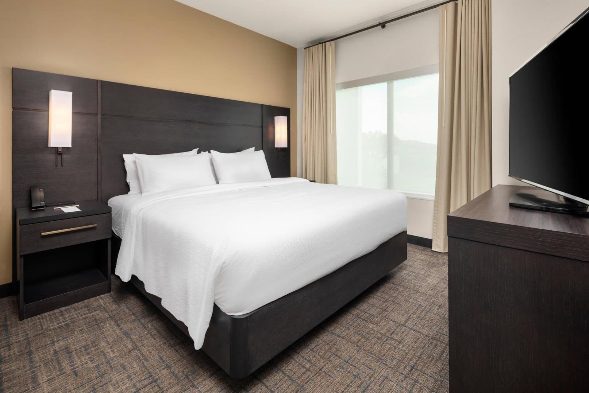 Residence Inn by Marriott East Peoria property views in Peoria, IL — gallery photo 3
