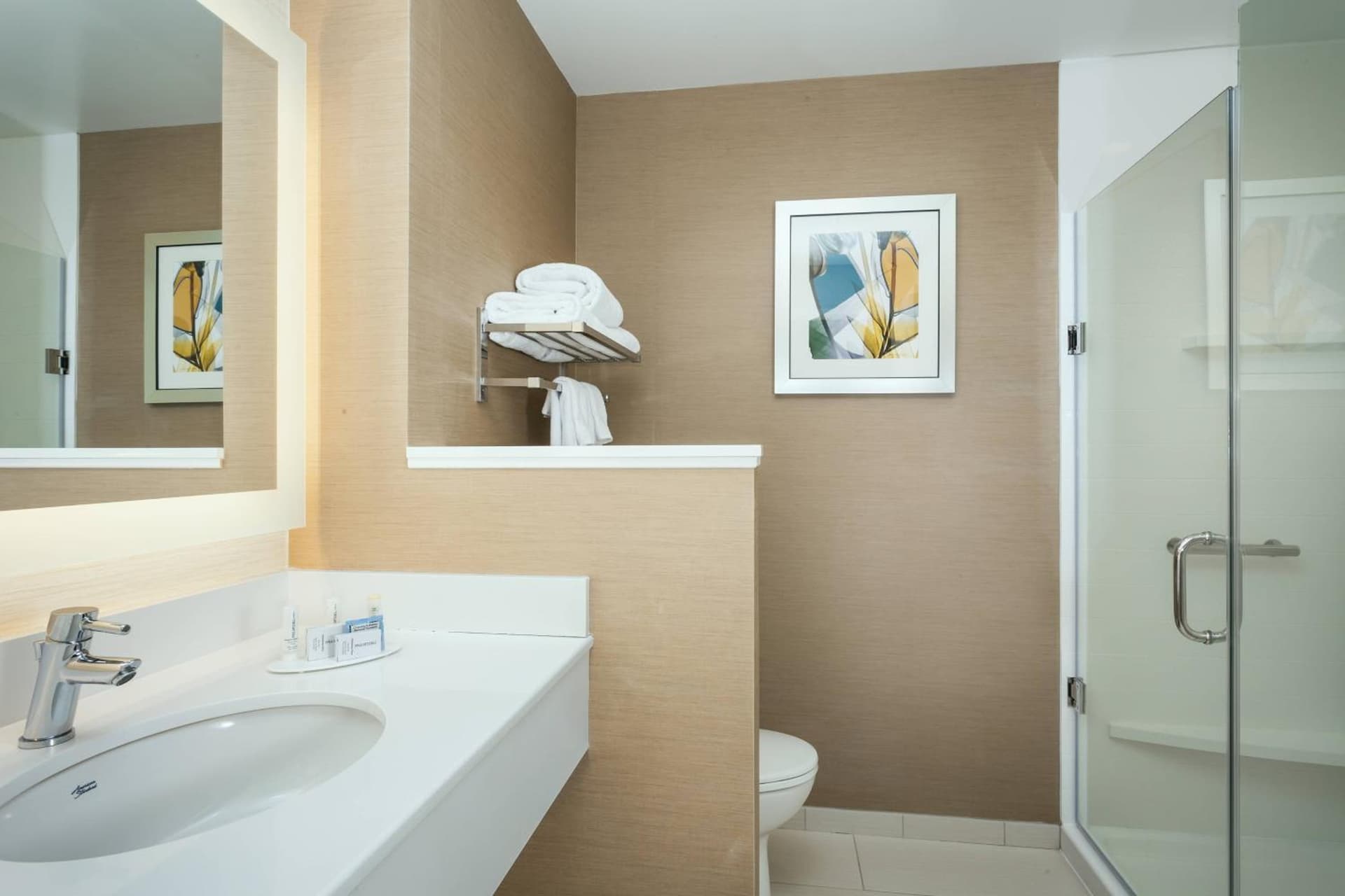 Fairfield Inn & Suites by Marriott Tacoma DuPont gallery photo in DuPont, WA — image 12