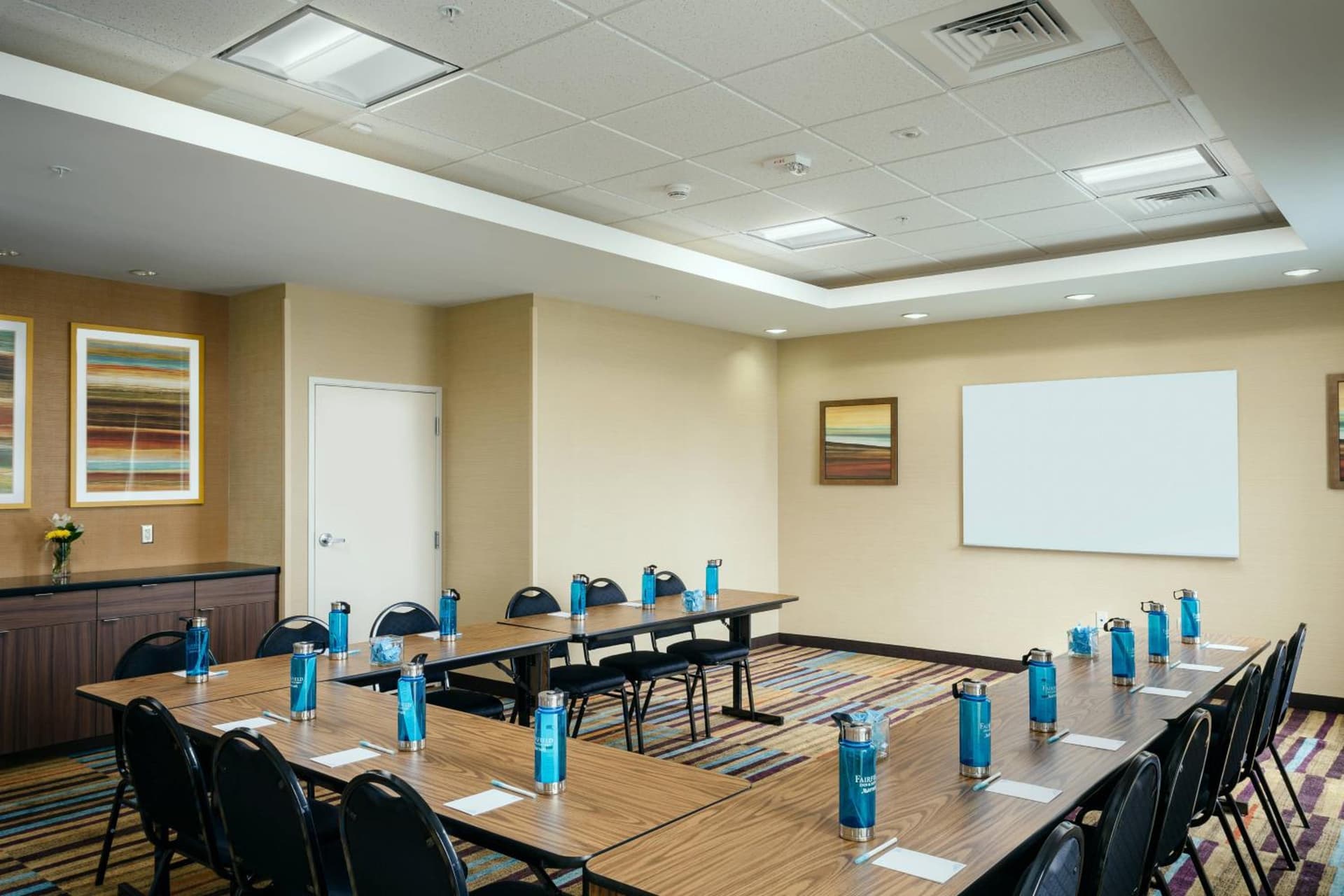 Fairfield Inn & Suites by Marriott Tacoma DuPont gallery photo in DuPont, WA — image 7