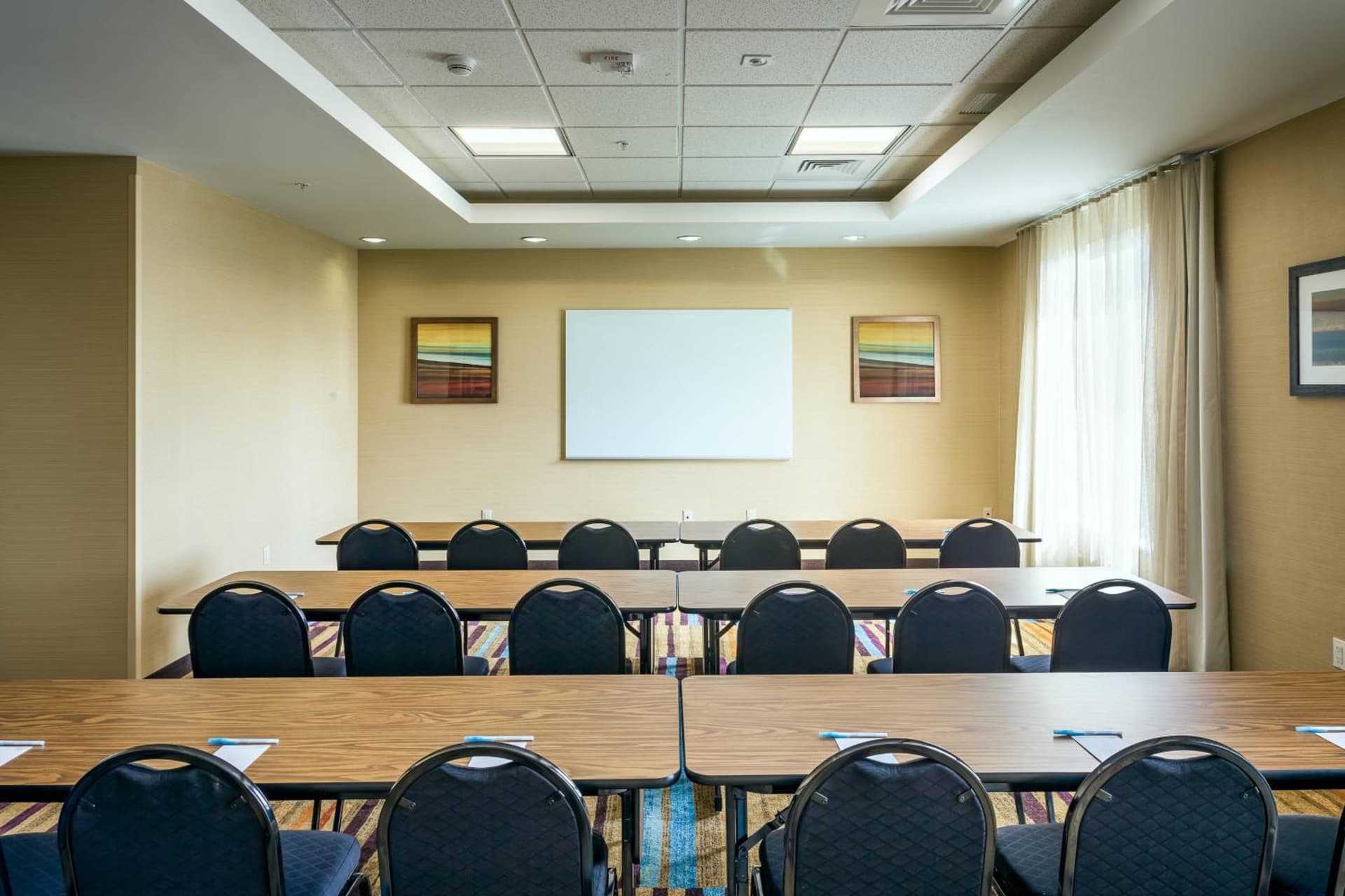 Fairfield Inn & Suites by Marriott Tacoma DuPont gallery photo in DuPont, WA — image 6