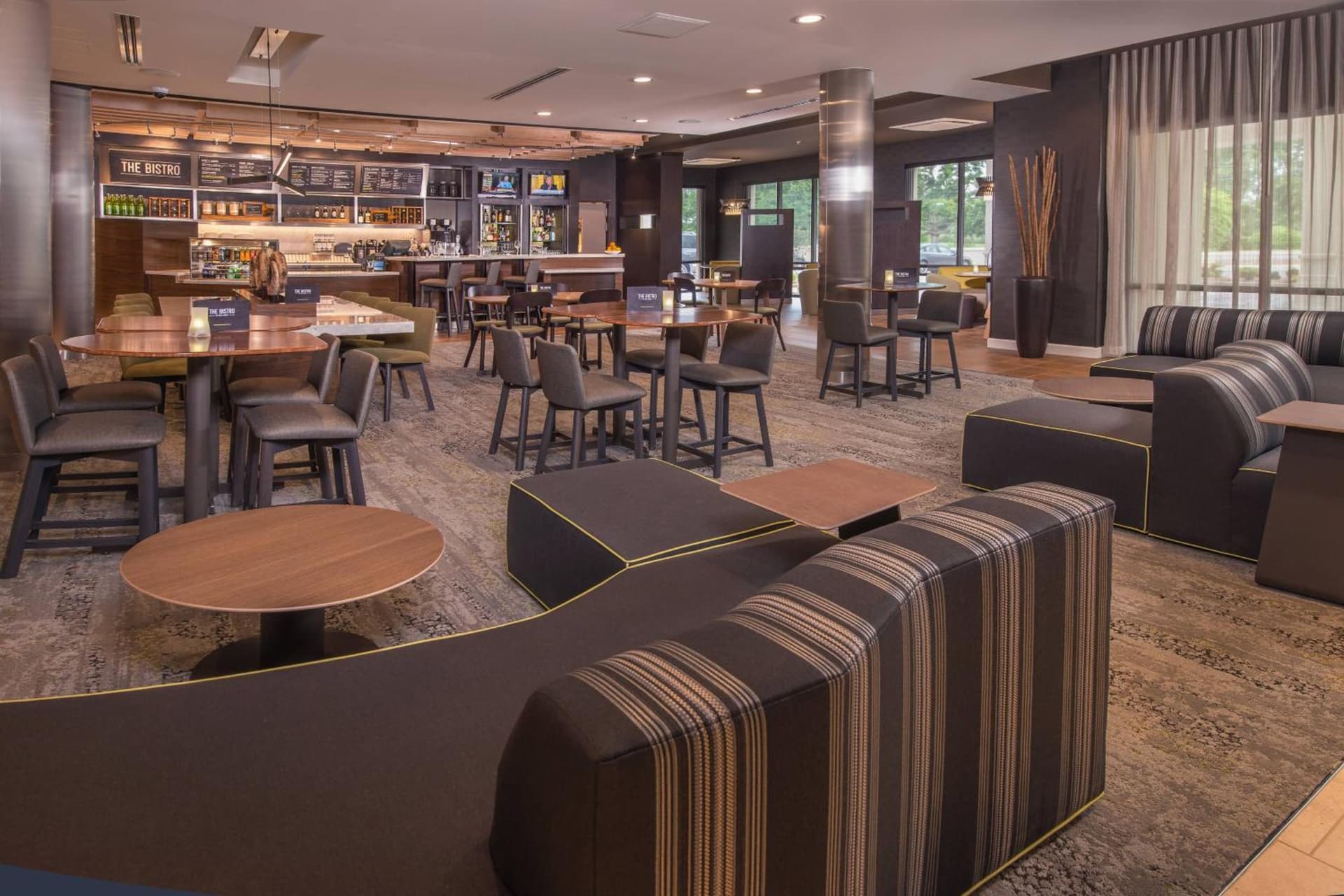 Courtyard by Marriott Hershey Chocolate Avenue gallery photo in Hershey, PA — image 10