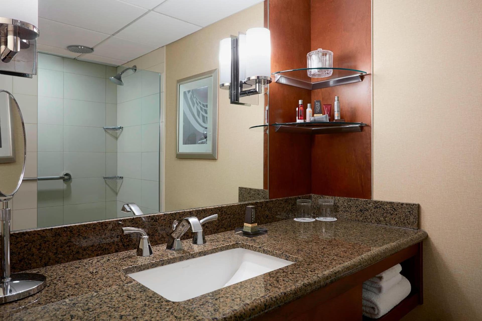 Stamford Marriott Hotel & Spa gallery photo in Stamford, CT — image 4