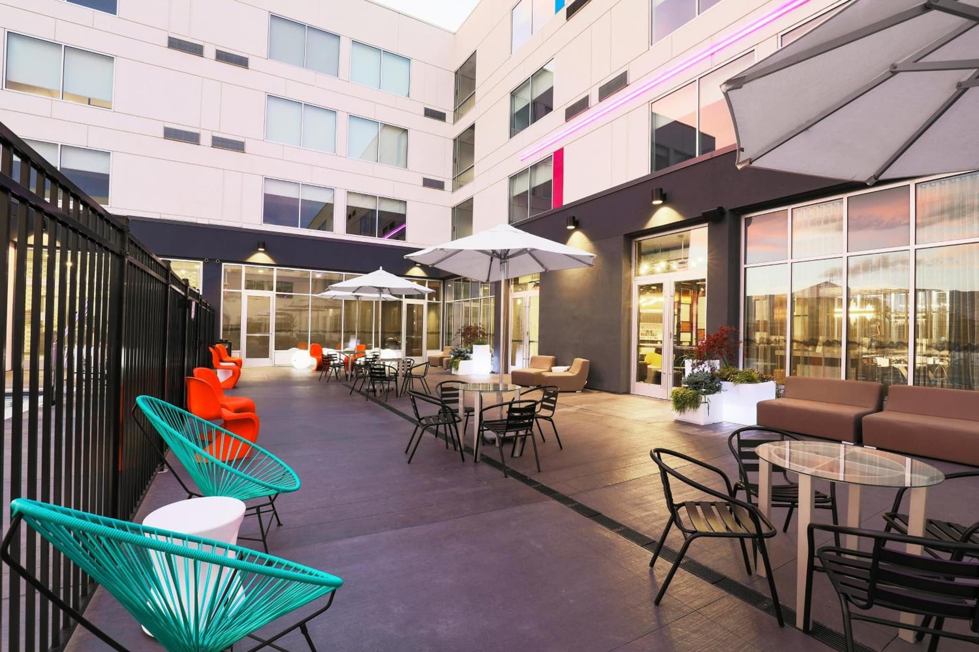 Aloft by Marriott Reno-Tahoe International Airport gallery photo in Reno, NV — image 20