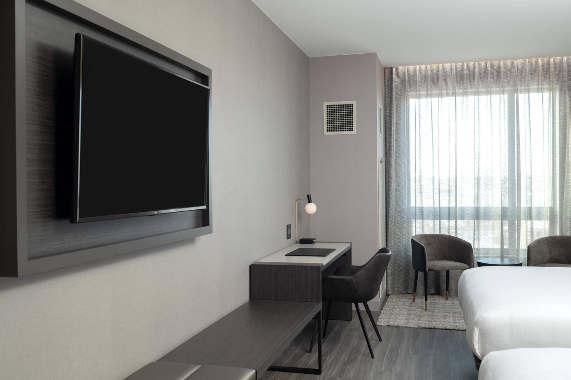 AC Hotel by Marriott Portsmouth Downtown/Waterfront gallery photo in Portsmouth, NH — image 59