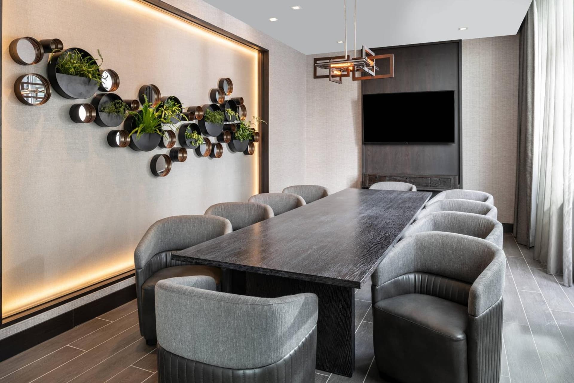 AC Hotel by Marriott Portsmouth Downtown/Waterfront gallery photo in Portsmouth, NH — image 13
