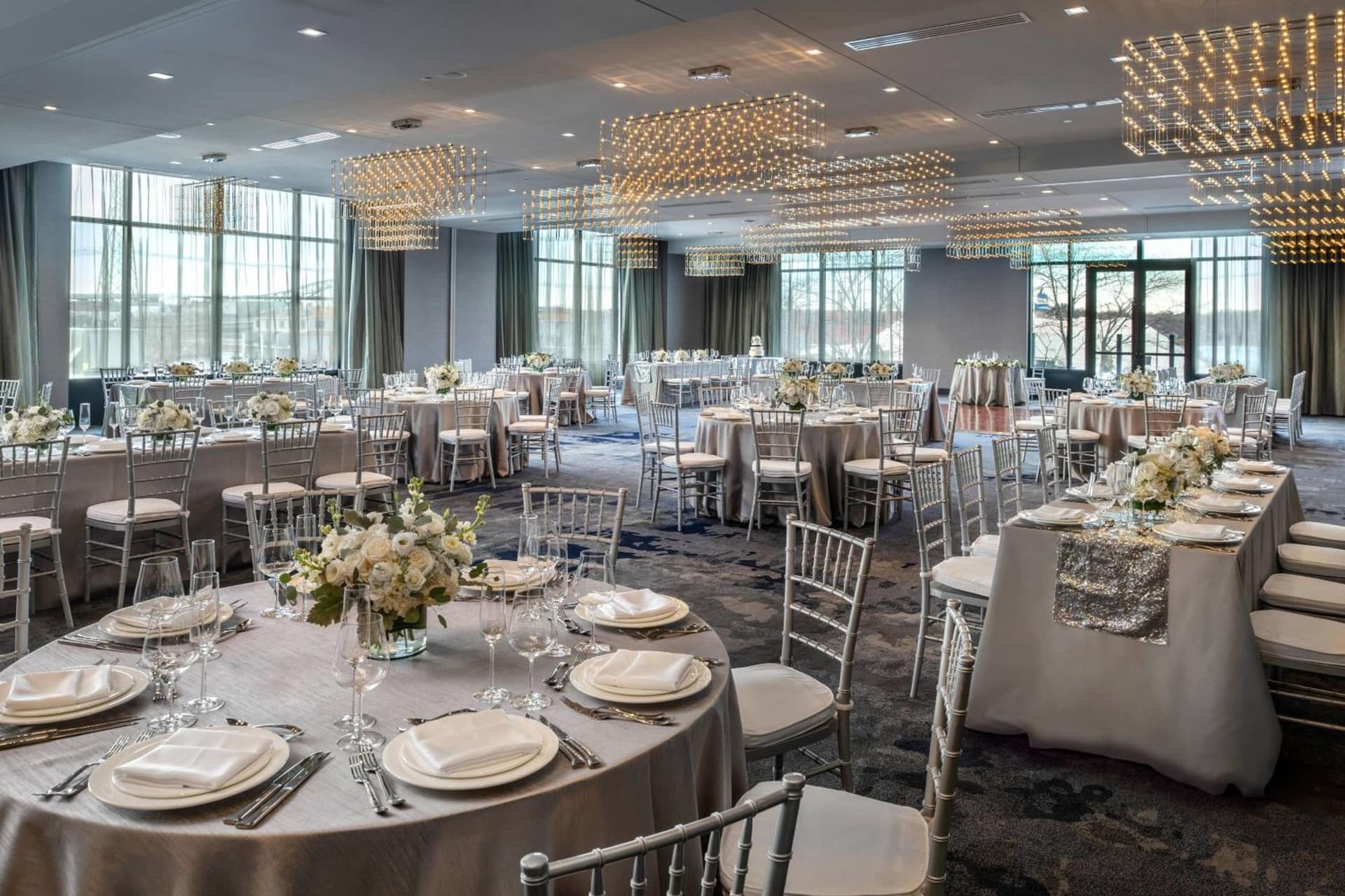 AC Hotel by Marriott Portsmouth Downtown/Waterfront gallery photo in Portsmouth, NH — image 44