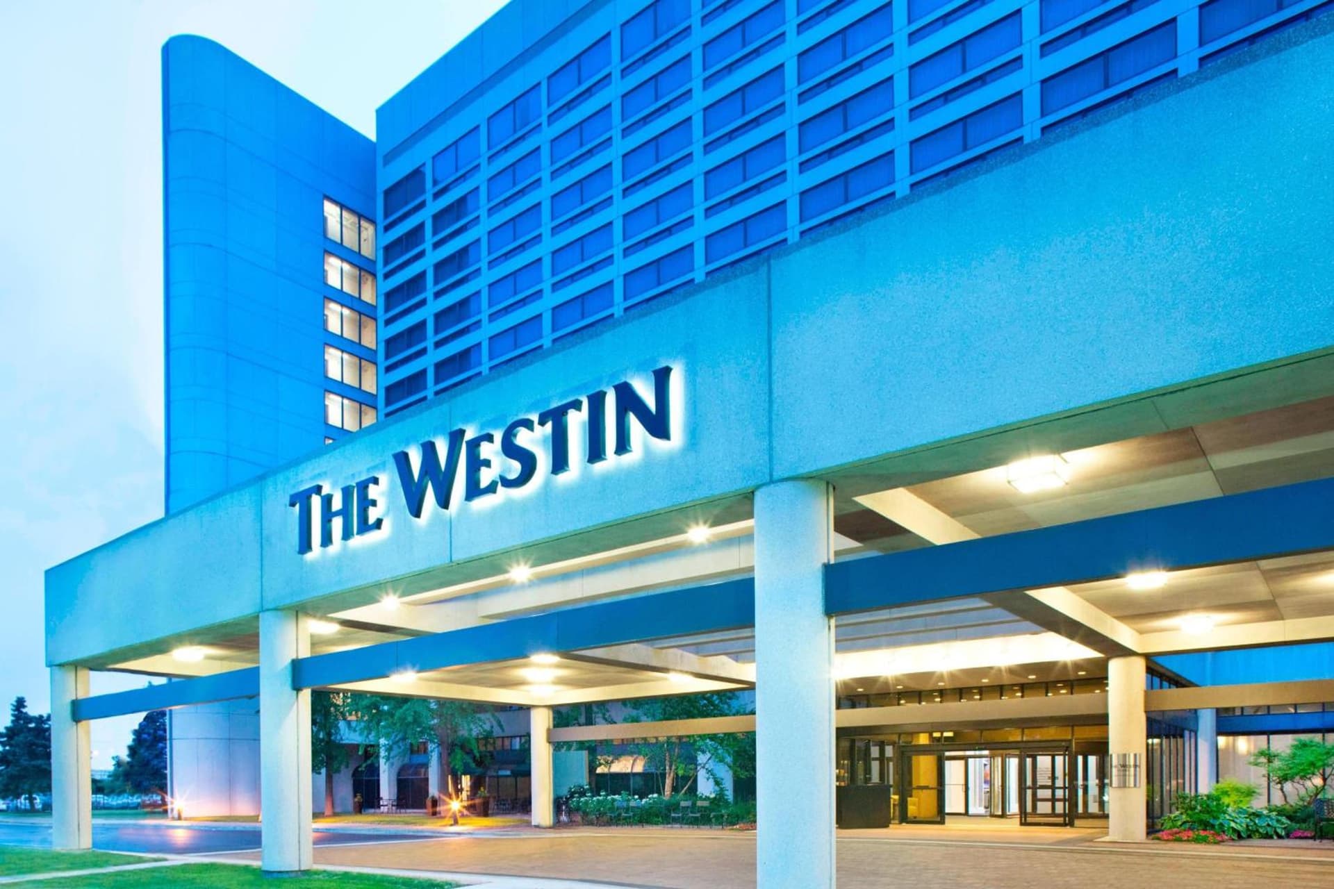 The Westin O'Hare interior in Rosemont, IL — gallery photo 2