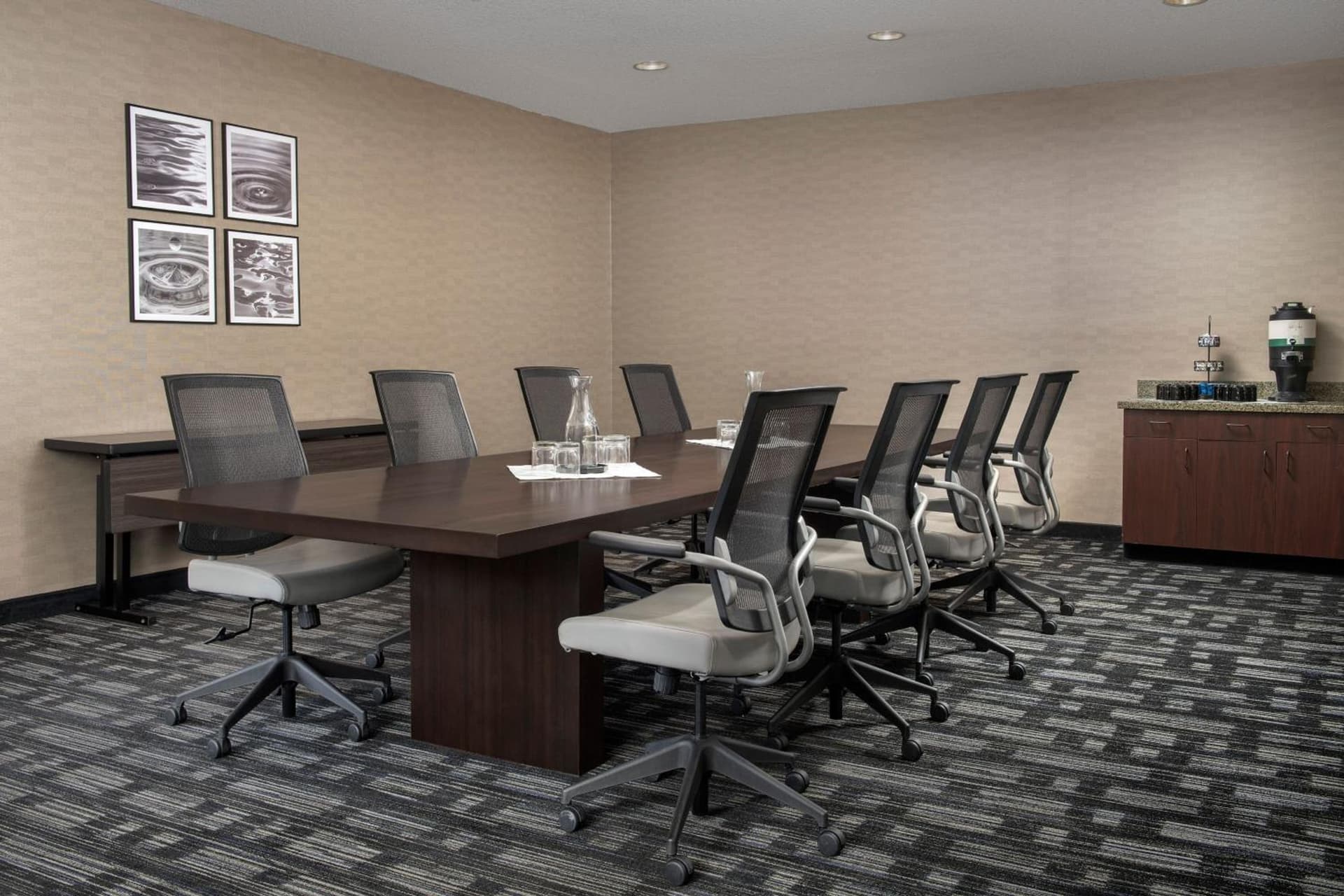 SpringHill Suites by Marriott Boise ParkCenter interior in Boise, ID — gallery photo 2