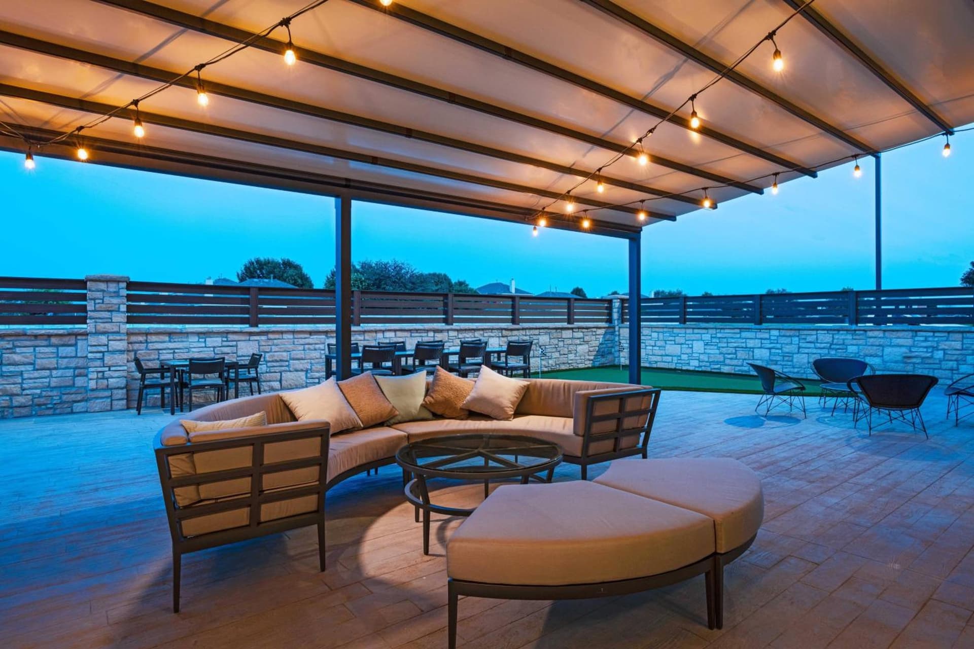 Courtyard Dallas Grand Prairie gallery photo in Grand Prairie, TX — image 22