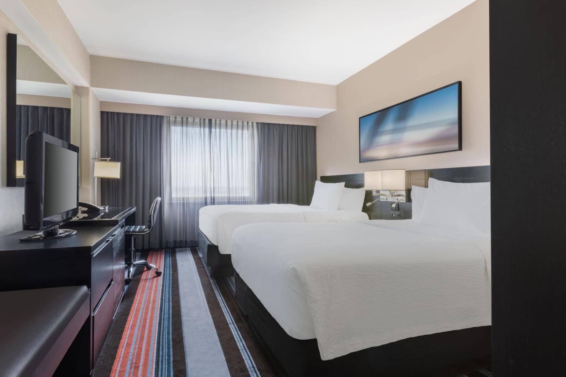 Courtyard by Marriott New York JFK Airport gallery photo in Queens, NY — image 13