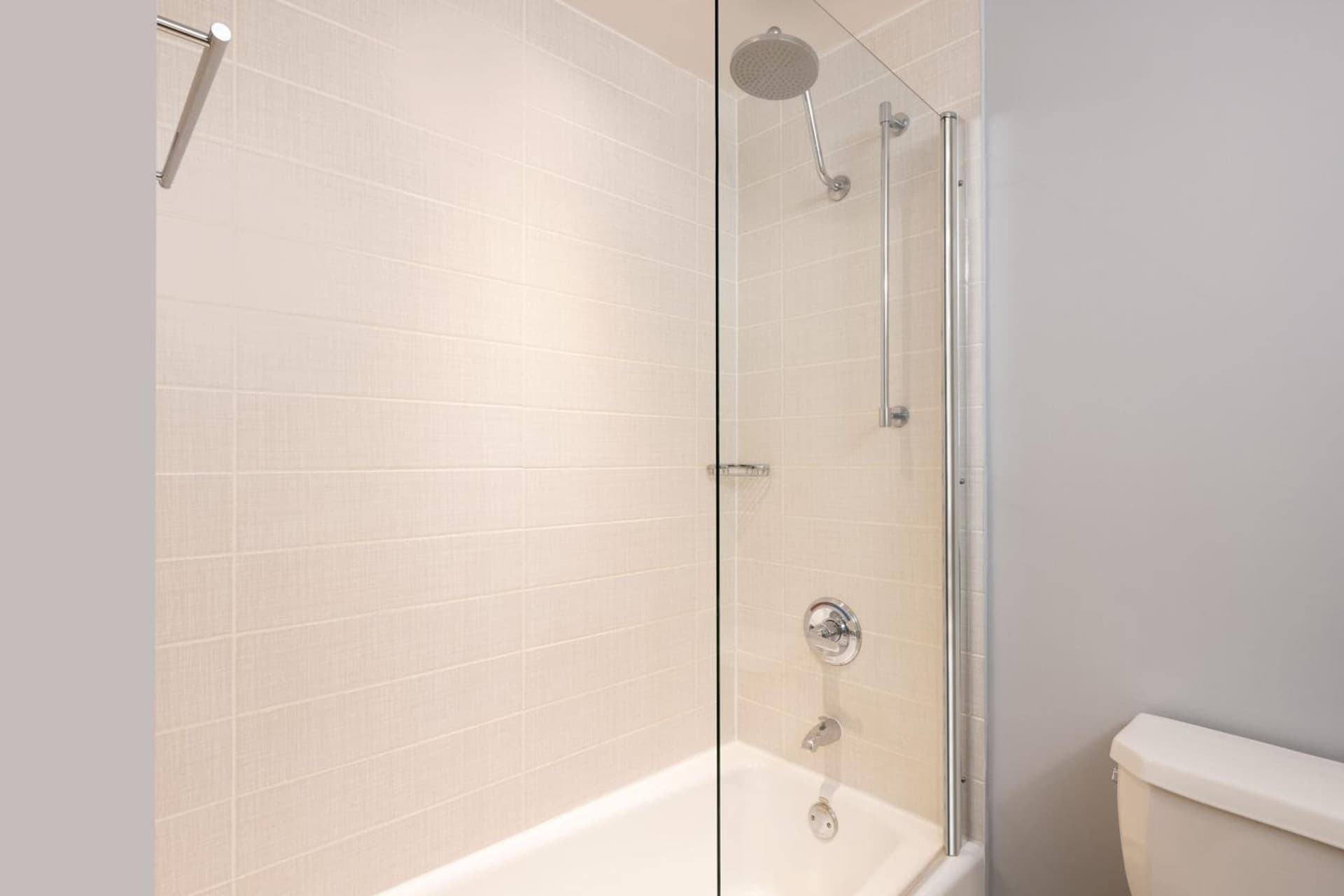 Courtyard by Marriott New York JFK Airport gallery photo in Queens, NY — image 34