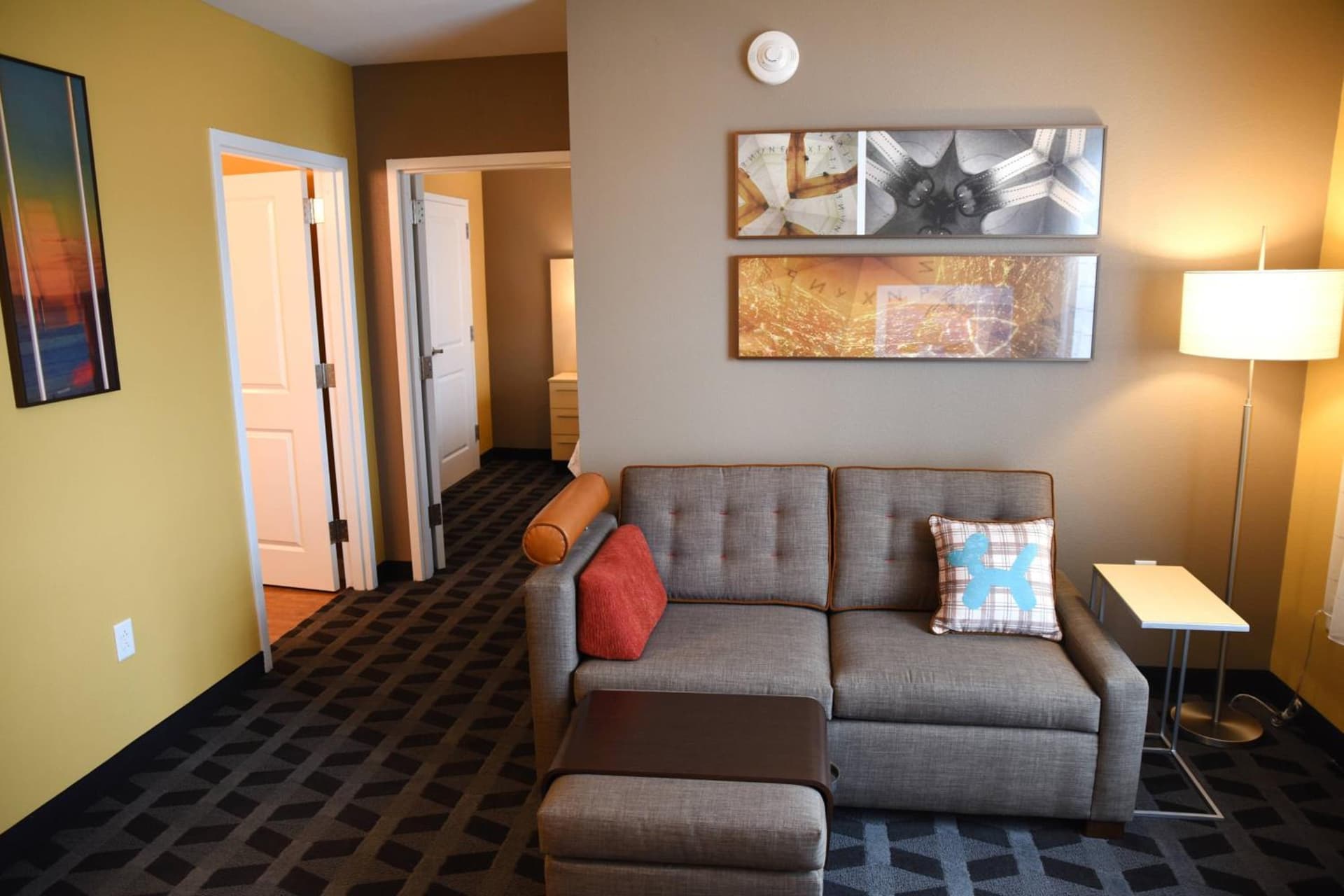 TownePlace Suites by Marriott Lawrence Downtown gallery photo in Lawrence, KS — image 4