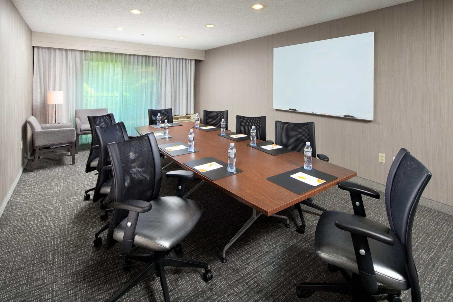 Courtyard by Marriott Los Angeles Pasadena Old Town gallery photo in Pasadena, CA — image 42