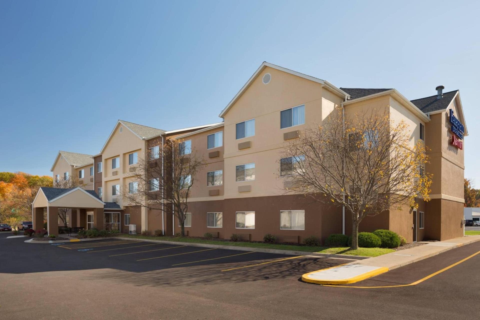 Fairfield Inn & Suites Youngstown Boardman Poland featured exterior or lobby in Poland, OH — similar hotel