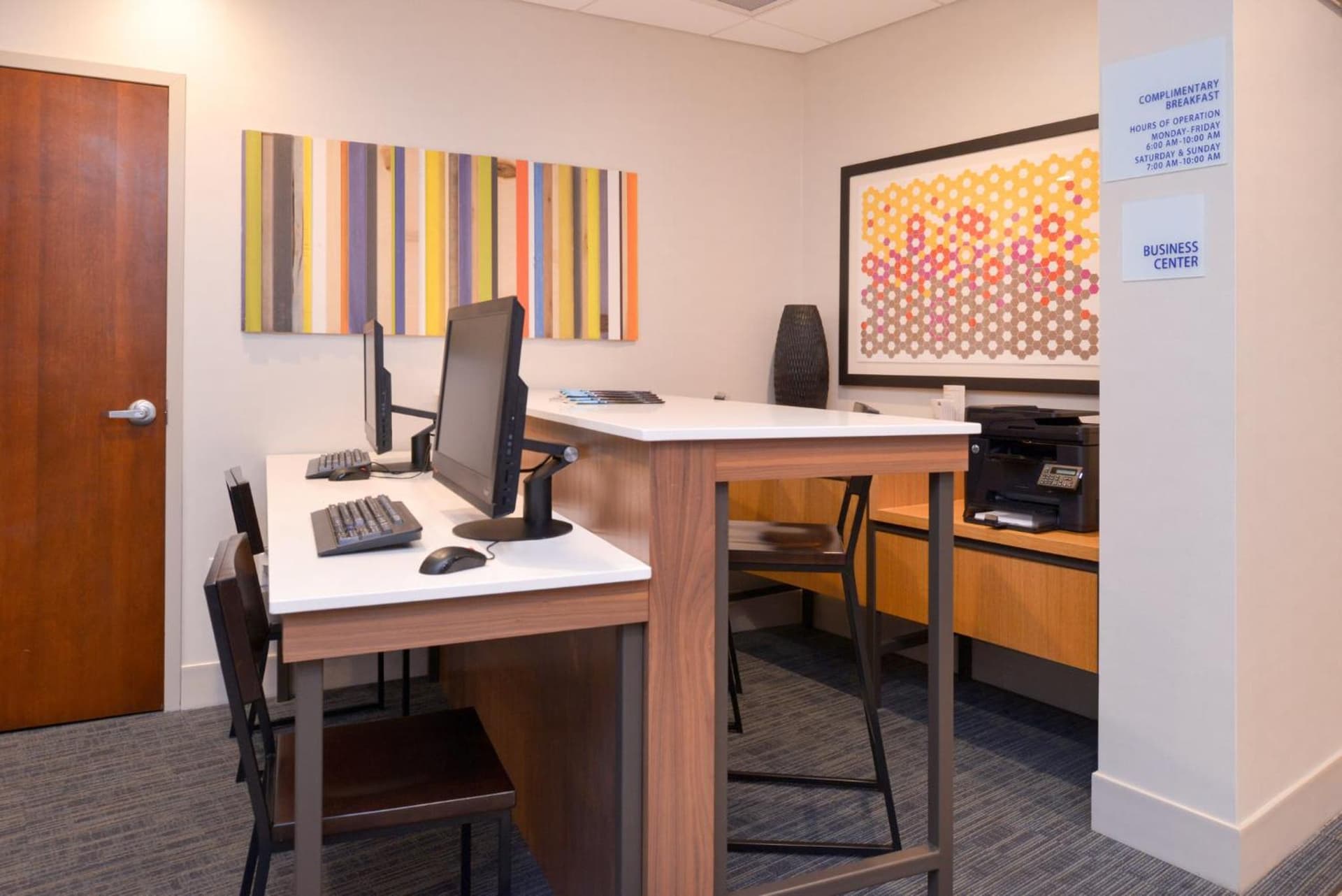 Holiday Inn Express & Suites Indianapolis Dtn-Conv Ctr Area by IHG gallery photo in Indianapolis, IN — image 41