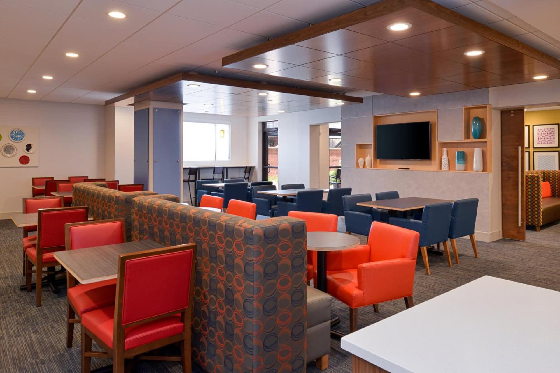 Holiday Inn Express & Suites Indianapolis Dtn-Conv Ctr Area by IHG gallery photo in Indianapolis, IN — image 34
