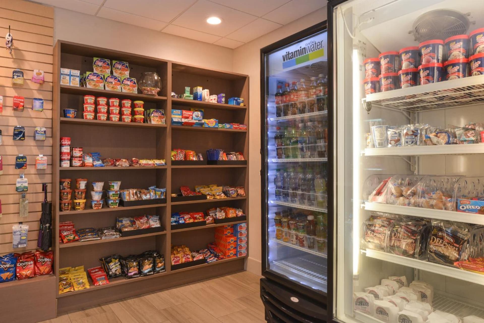 Holiday Inn Express & Suites Indianapolis Dtn-Conv Ctr Area by IHG gallery photo in Indianapolis, IN — image 64