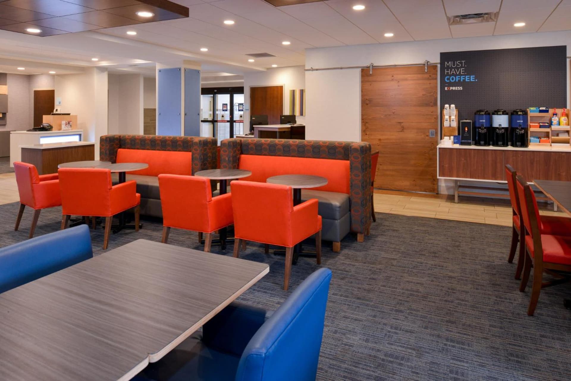 Holiday Inn Express & Suites Indianapolis Dtn-Conv Ctr Area by IHG gallery photo in Indianapolis, IN — image 22