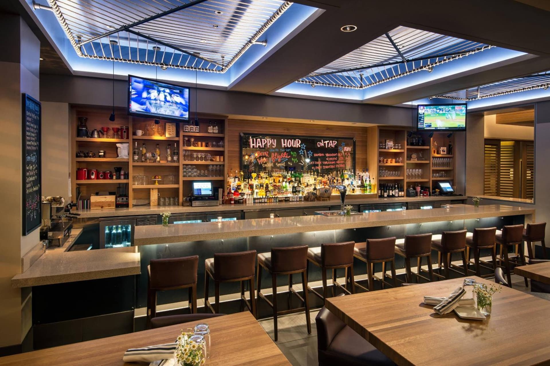 Courtyard by Marriott Long Beach Downtown gallery photo in Long Beach, CA — image 17