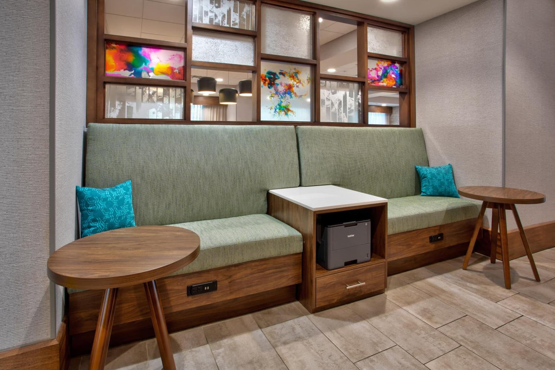 Hampton Inn Paris, Tn property views in Paris, TN — gallery photo 3