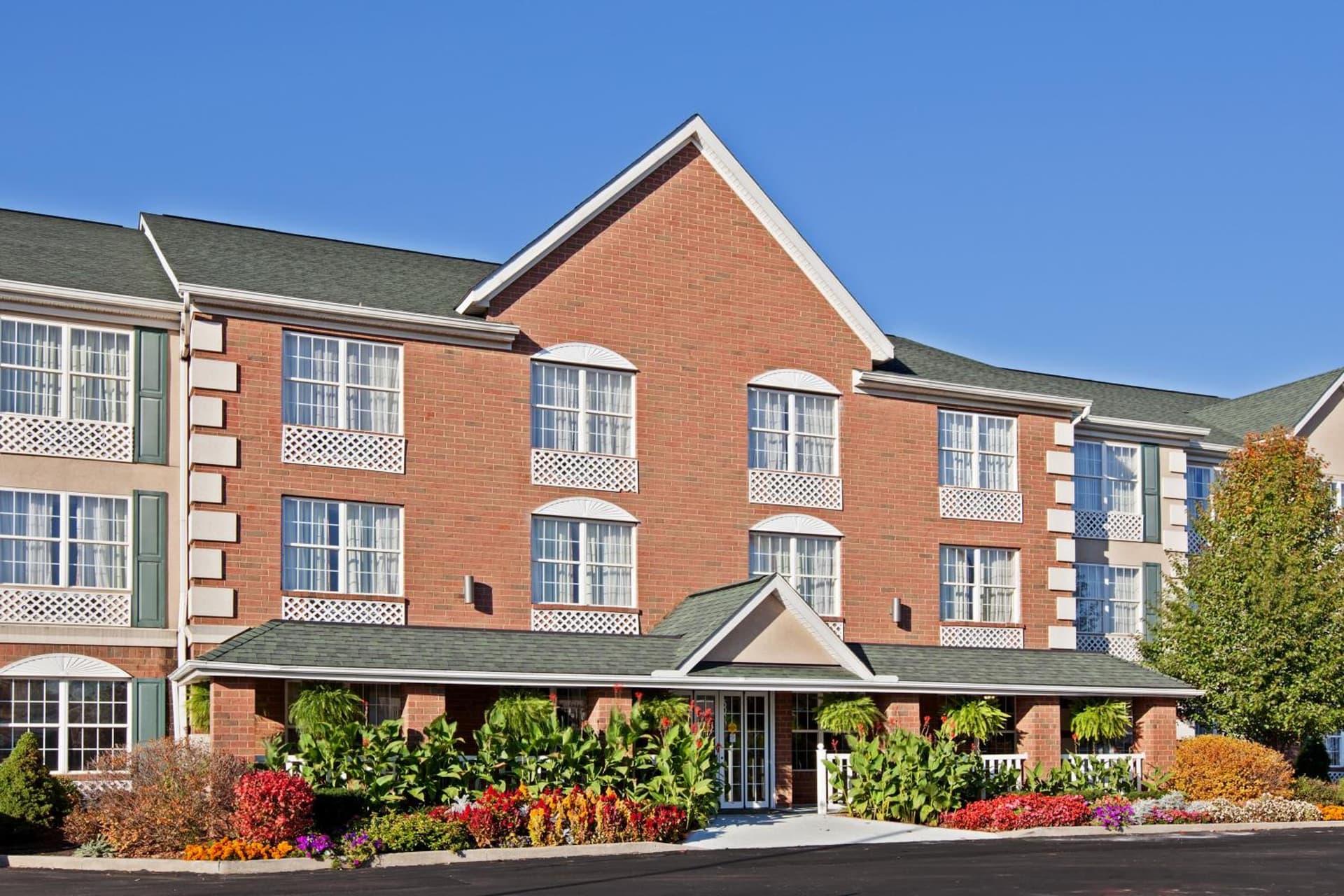 Country Inn & Suites by Radisson, Macedonia, OH interior in Macedonia, OH — gallery photo 2