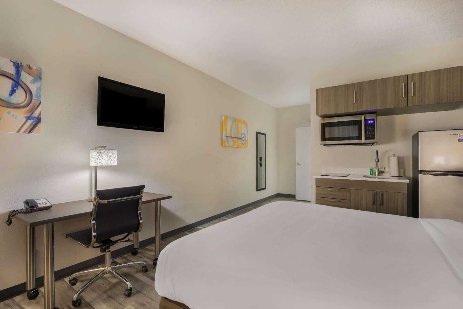 MainStay Suites Joliet I-55 gallery photo in Joliet, IL — image 37