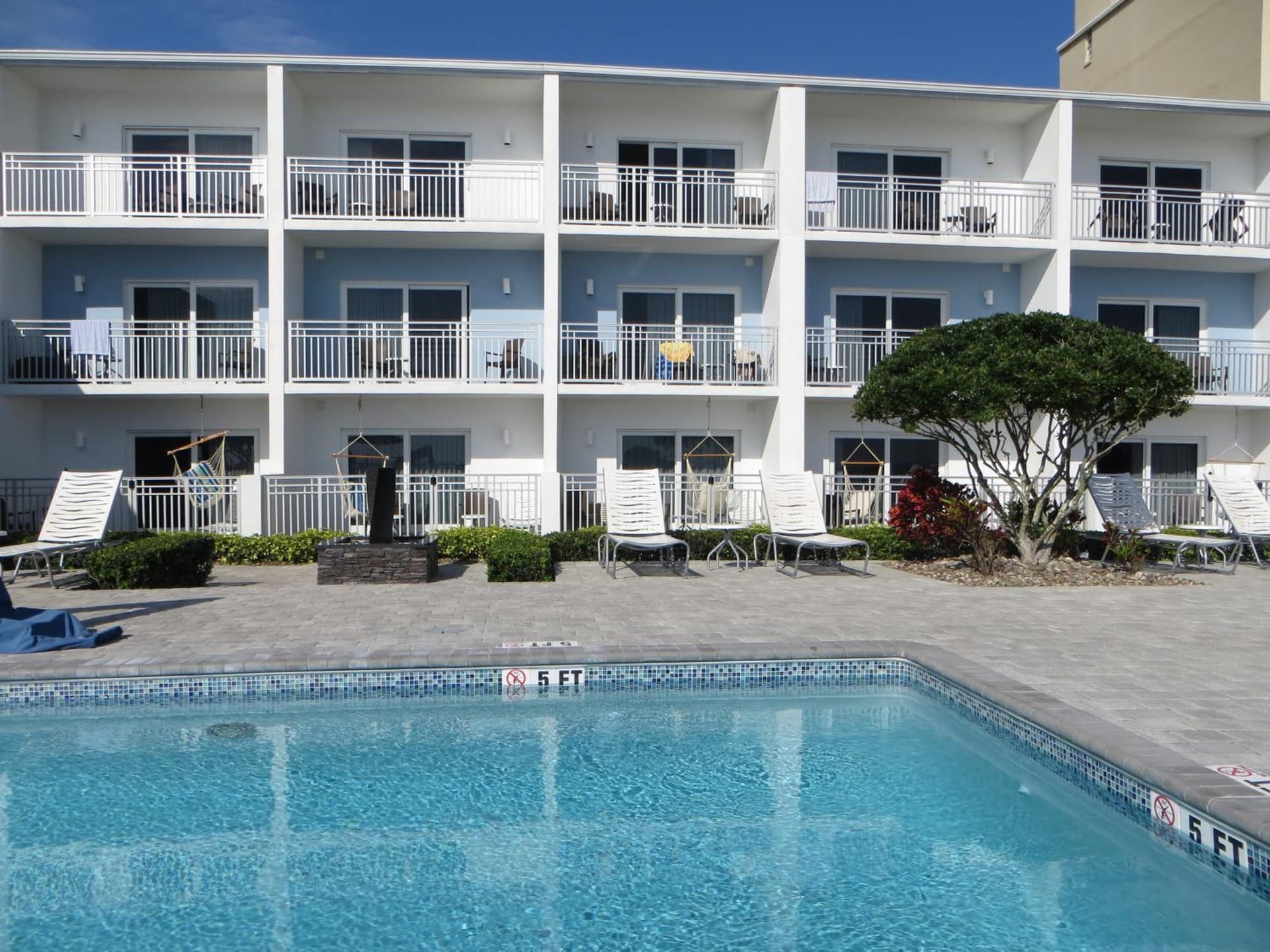 Lotus Boutique Inn and Suites property views in Ormond Beach, FL — gallery photo 3