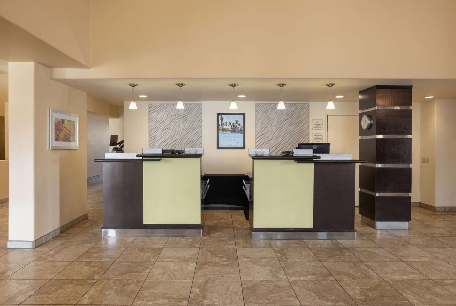 Spark by Hilton Tucson Reid Park property views in Tucson, AZ — gallery photo 3