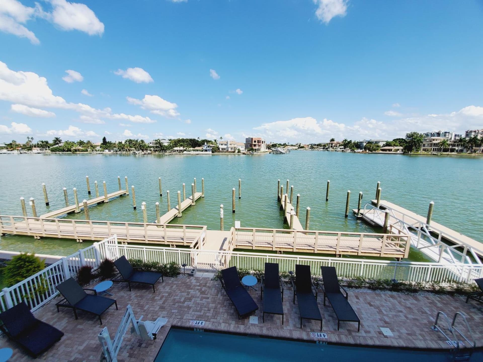 Provident Oceana Beachfront Suites gallery photo in St Pete Beach, FL — image 32