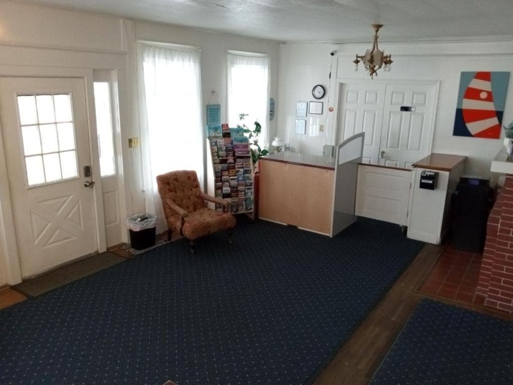 Surf Villa Hotel interior in Ocean City, MD — gallery photo 2